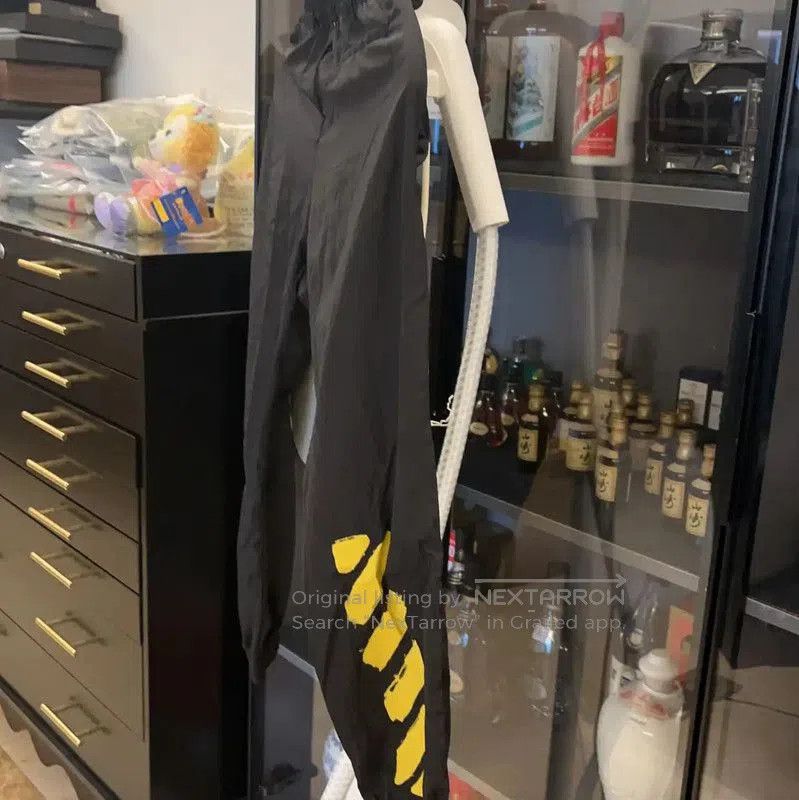 Off-White Off-White Men's Black Nylon Casual Pants . Size US 26 / EU 42 - 3 Thumbnail