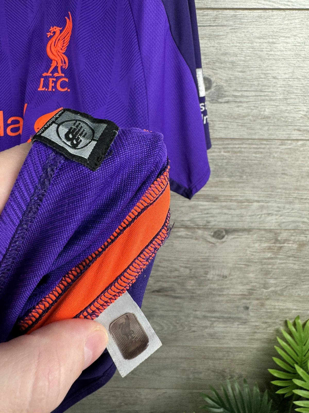New Balance ADIDAS LIVERPOOL 2018/2019 AWAY FOOTBALL SHIRT JERSEY SIZE M Size US M / EU 48-50 / 2 - 4 Thumbnail