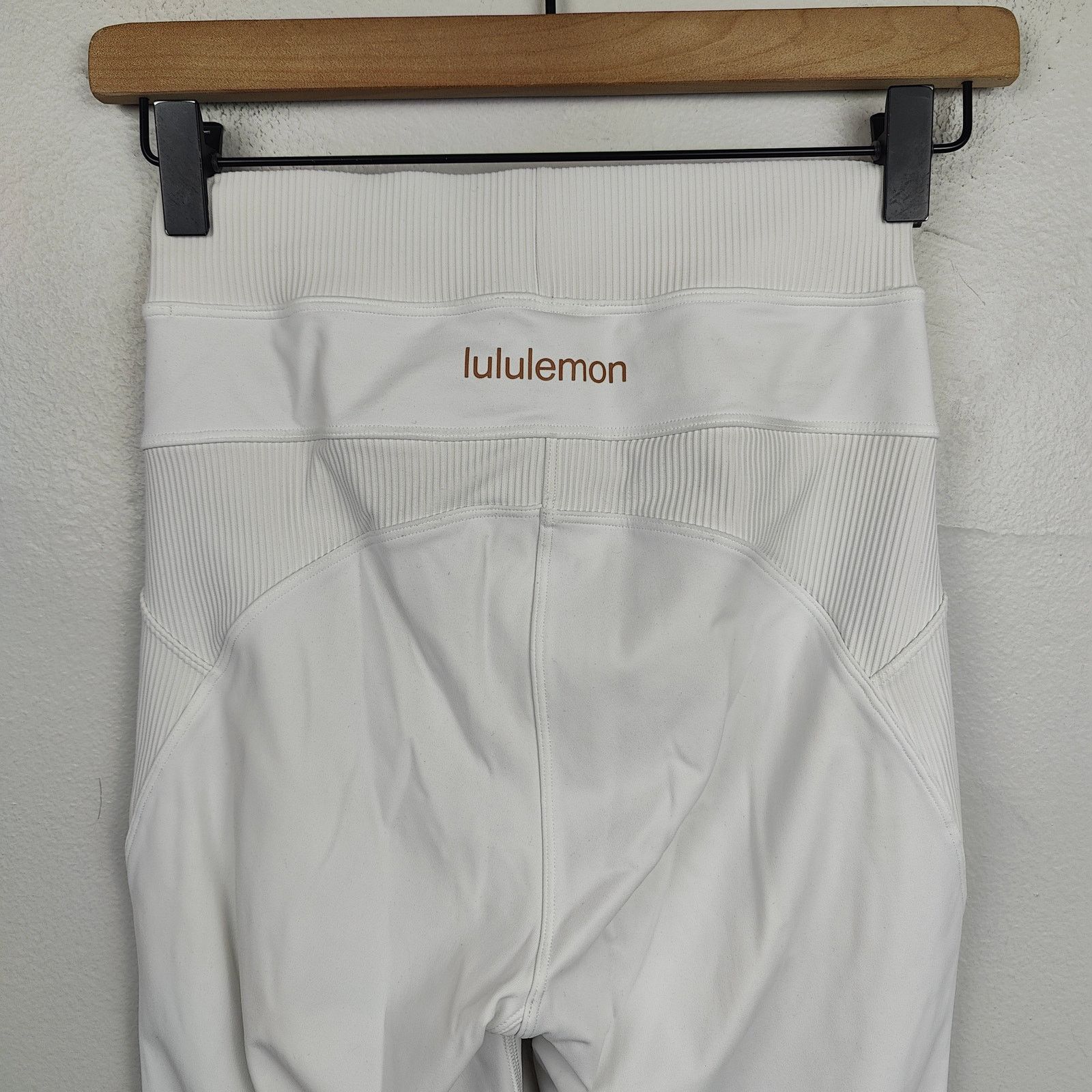 Lululemon Lululemon New Ambition SHR Super High Rise Tight Womens 4 Size 27" / US 4 / IT 40 - 4 Thumbnail