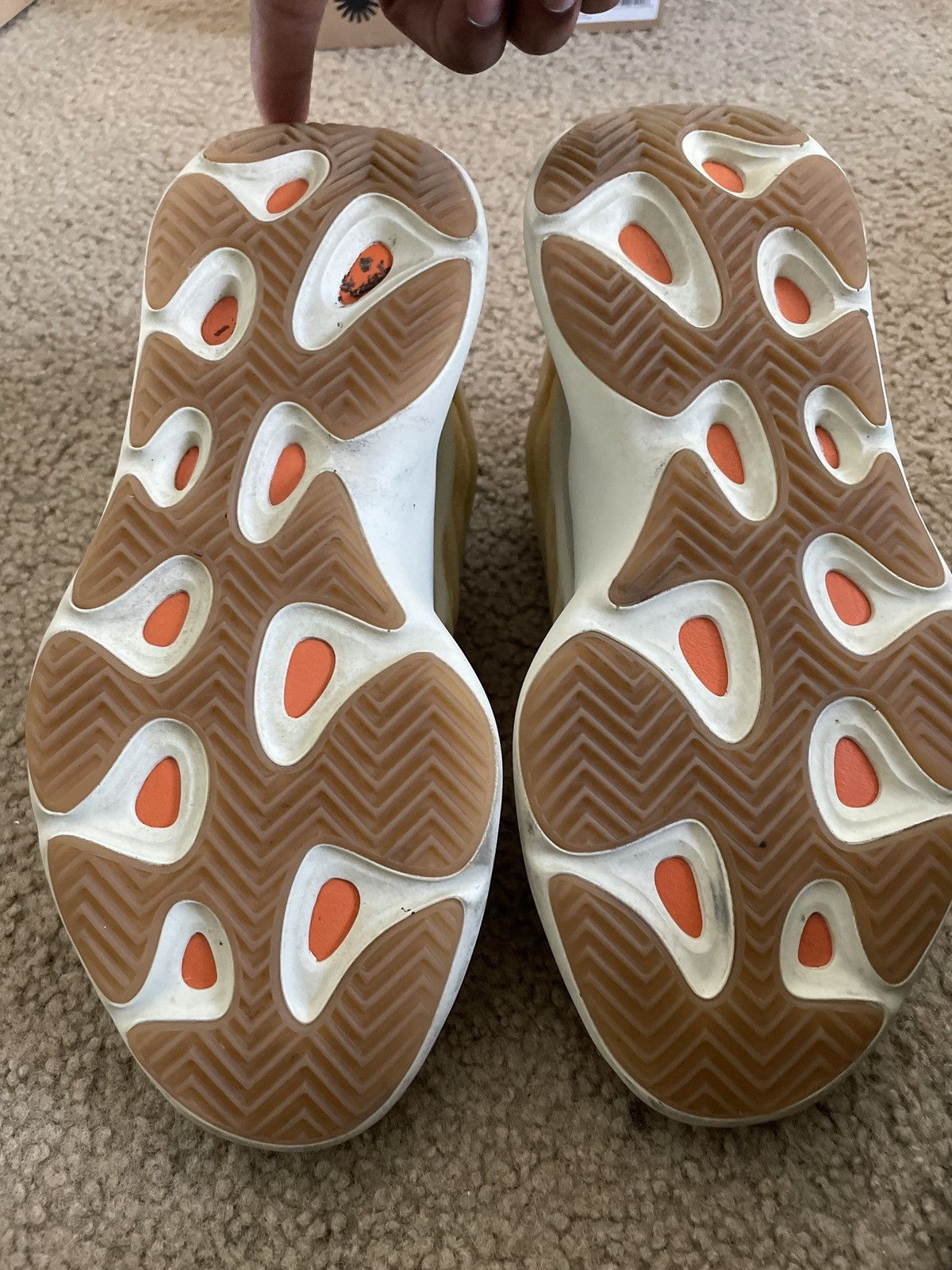 Yeezy yeezy 700 v3 safflower monos Size US 10.5 / EU 43-44 - 5 Thumbnail