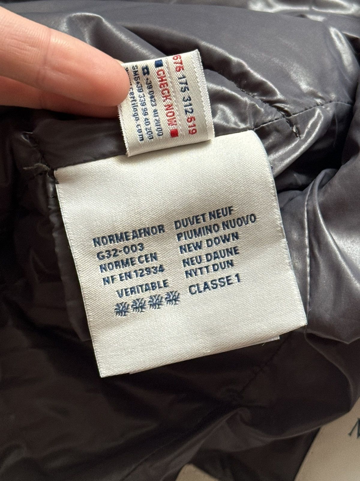 Designer × Moncler Moncler 2 Bady Giubbotto down quilted hooded down jacket Size M / US 6-8 / IT 42-44 - 17 Thumbnail