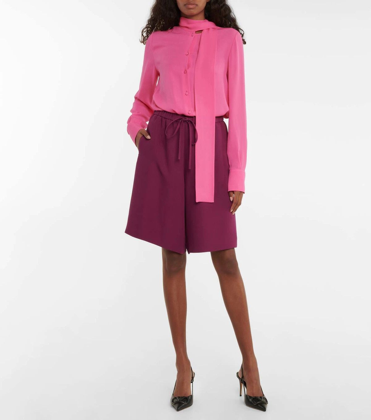 Valentino o1y0326 Short in Plum Size 28" / US 6 / IT 42 - 4 Thumbnail