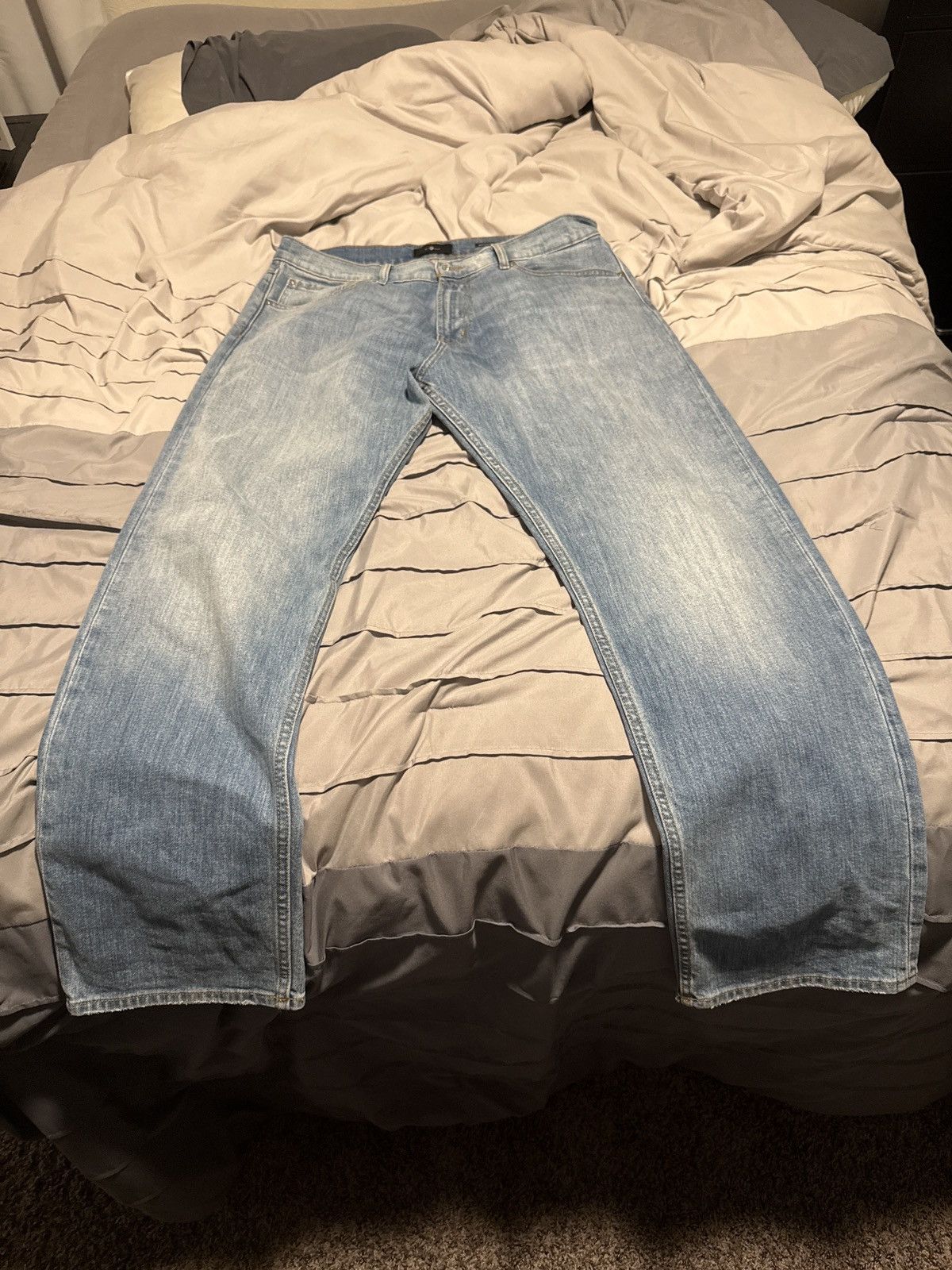 Seven 7 Seven “Modern Straight” Light Wash Size US 33 - 1 Thumbnail