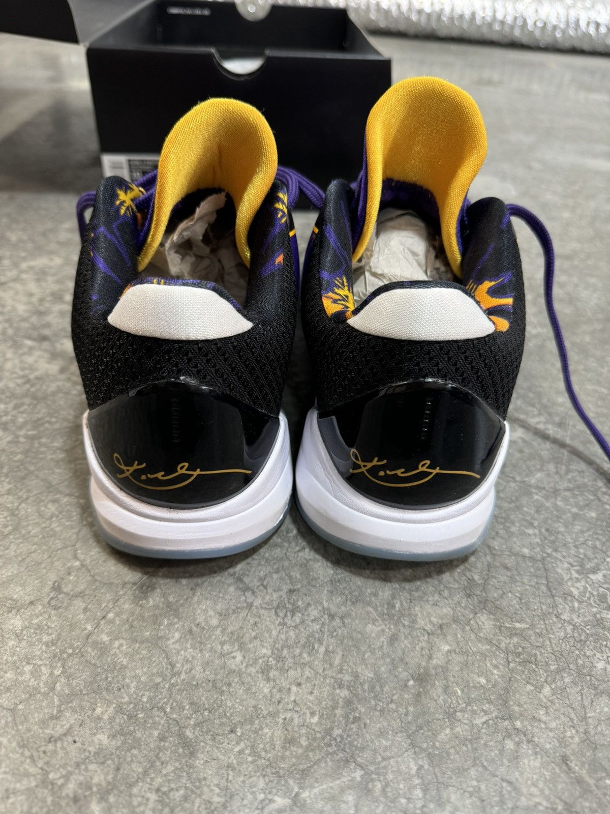 Nike Kobe V Protro Court Purple Size US 10 / EU 43 - 4 Thumbnail
