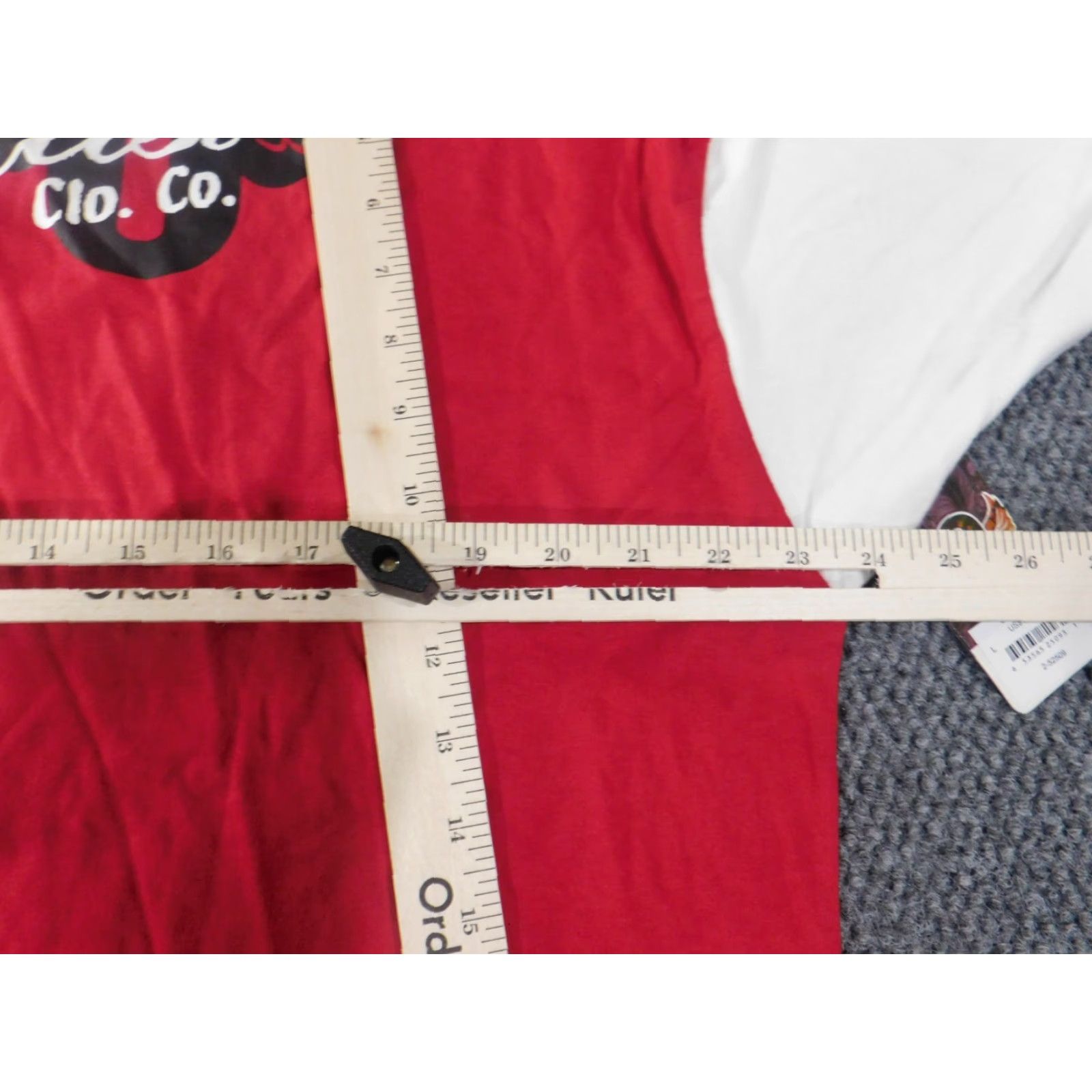CO Outkast Shirt Men L Red Hip Hop Logo Crew Neck Short Sleeve Cotton Knit T-Shirt Vintage? No, Deadstock Retro Style Size US L / EU 52-54 / 3 - 6 Thumbnail