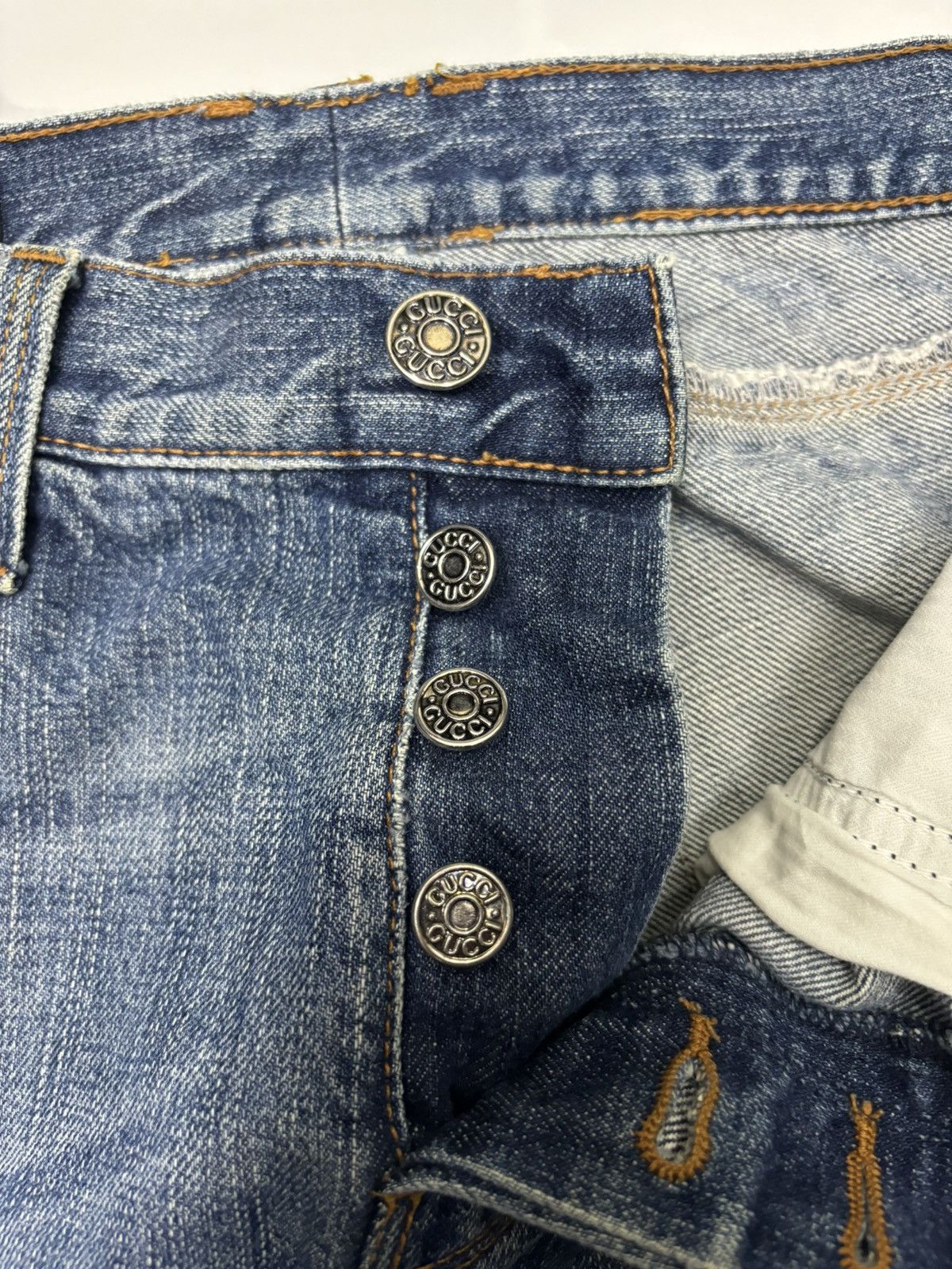 Grailed × Gucci ARCHIVAL GUCCI DISTRESSED DENIM CROPPED JEANS Size US 30 / EU 46 - 7 Thumbnail
