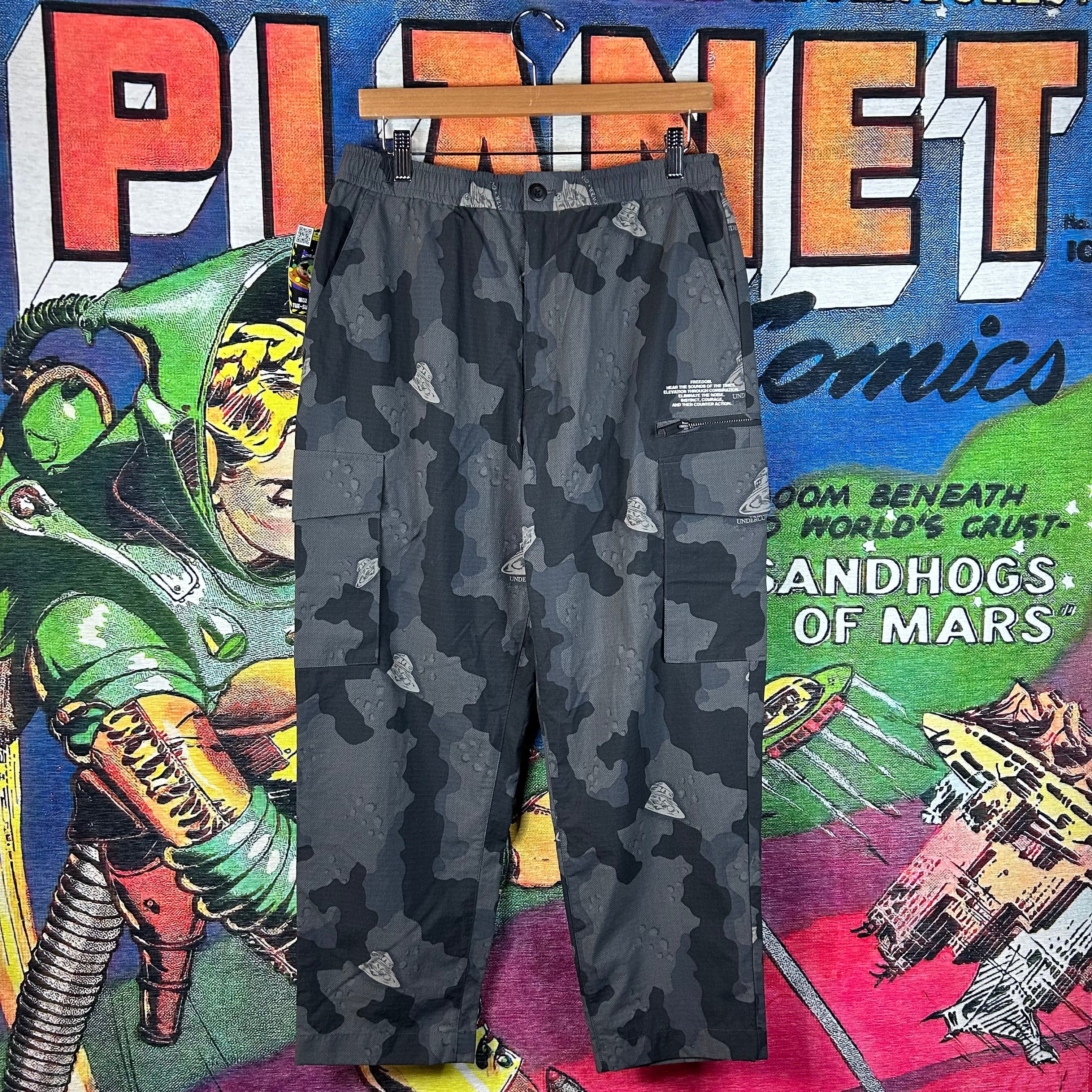 GU × Undercover Undercover GU UFO Camo Cargo Pants Size Medium Size US 30 / EU 46 - 1 Thumbnail
