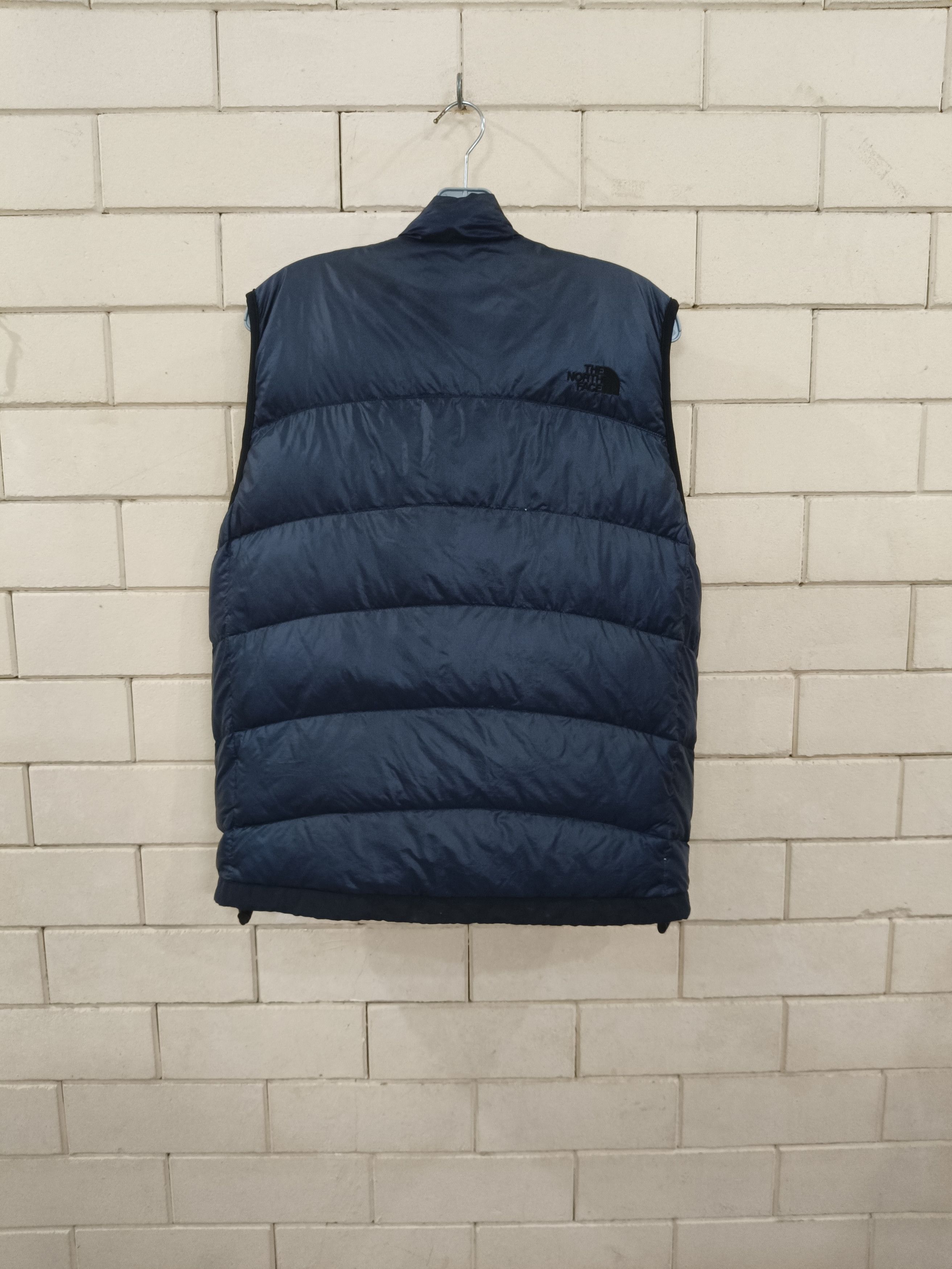 The North Face TNF Summit Puffer Vest Size US L / EU 52-54 / 3 - 5 Thumbnail