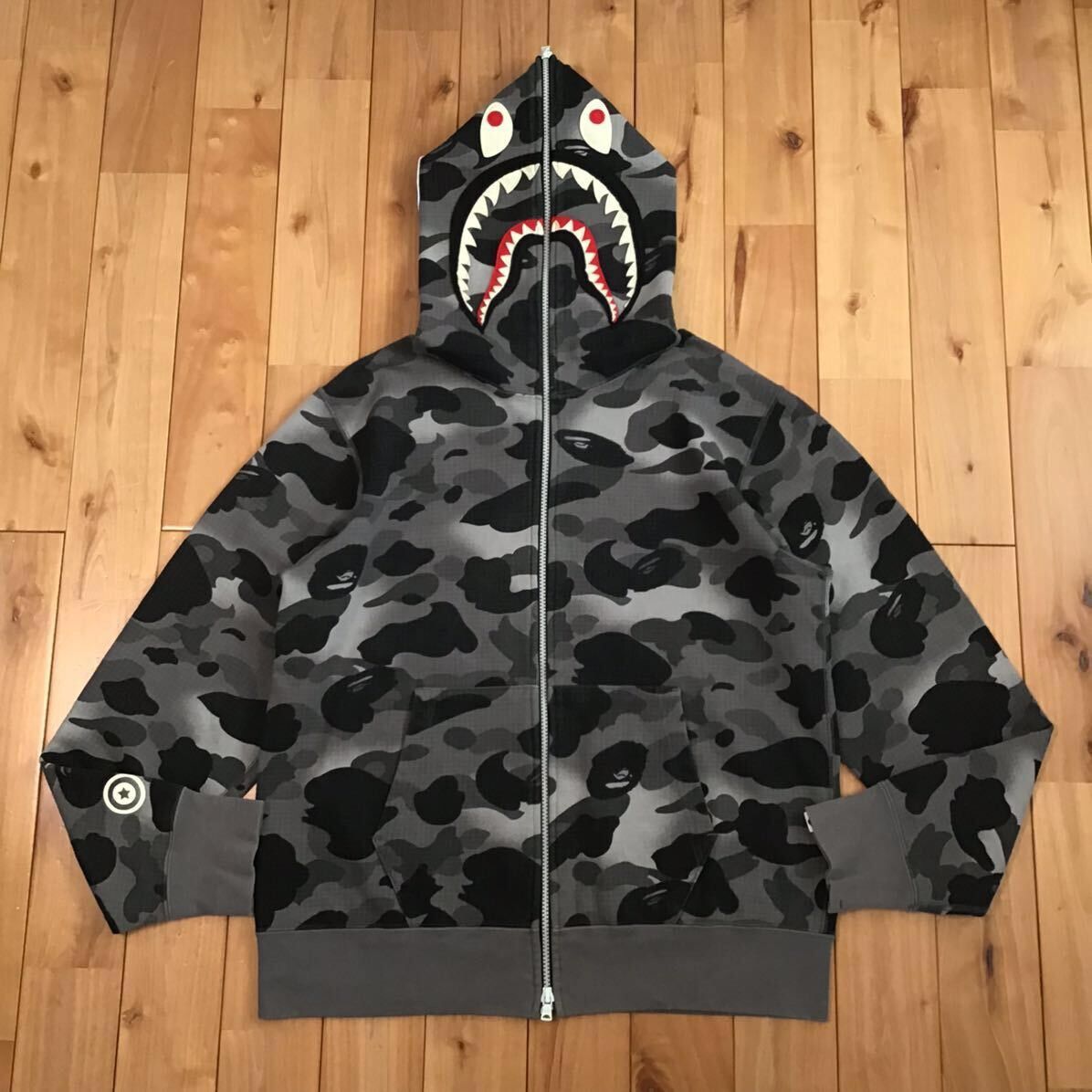 Bape 💫Glow in the dark💫 BAPE Grid camo shark full zip hoodie APE Size US M / EU 48-50 / 2 - 2 Thumbnail