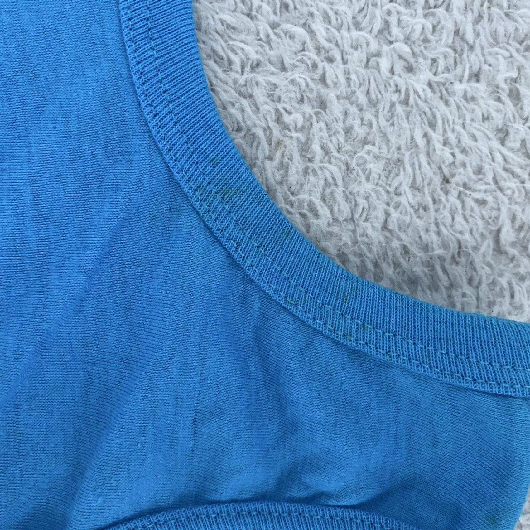 Vintage VINTAGE Screen Stars Tank Top XS Blue Cotton Polyester 50/50 Crew Neck Sleeveless Basic Men Fits XS 80s Size US XS / EU 42 / 0 - 5 Thumbnail