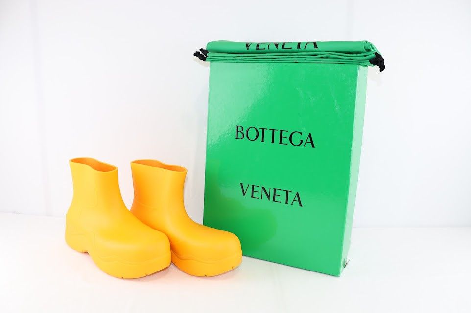 Bottega Veneta o1rshd1 Matt Rubber Puddle Ankle Boot in Tangerine Size US 9 / EU 42 - 10 Thumbnail