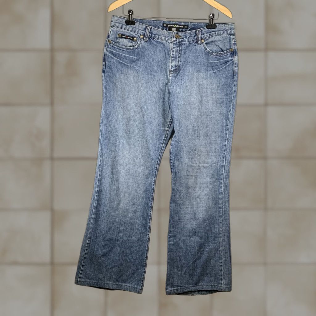 DKNY VINTAGE DKNY Soho Jeans Womens Size 14 Regular Bootcut High Rise Blue Size 36" / US 14 / IT 50 - 1 Thumbnail