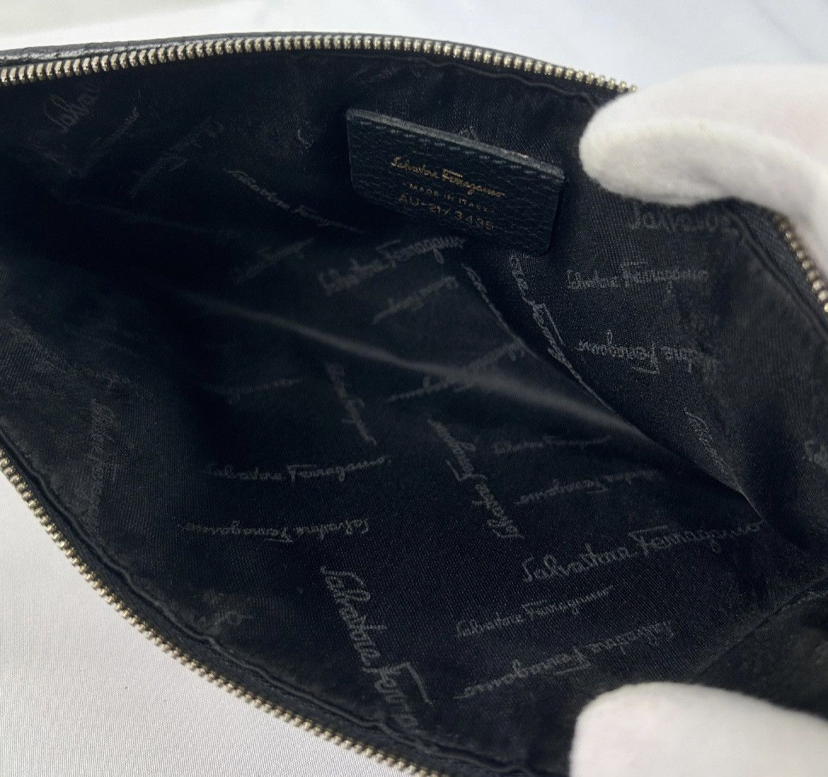 Salvatore Ferragamo Ferragamo Black Leather Shoulder Bag Size ONE SIZE - 4 Thumbnail