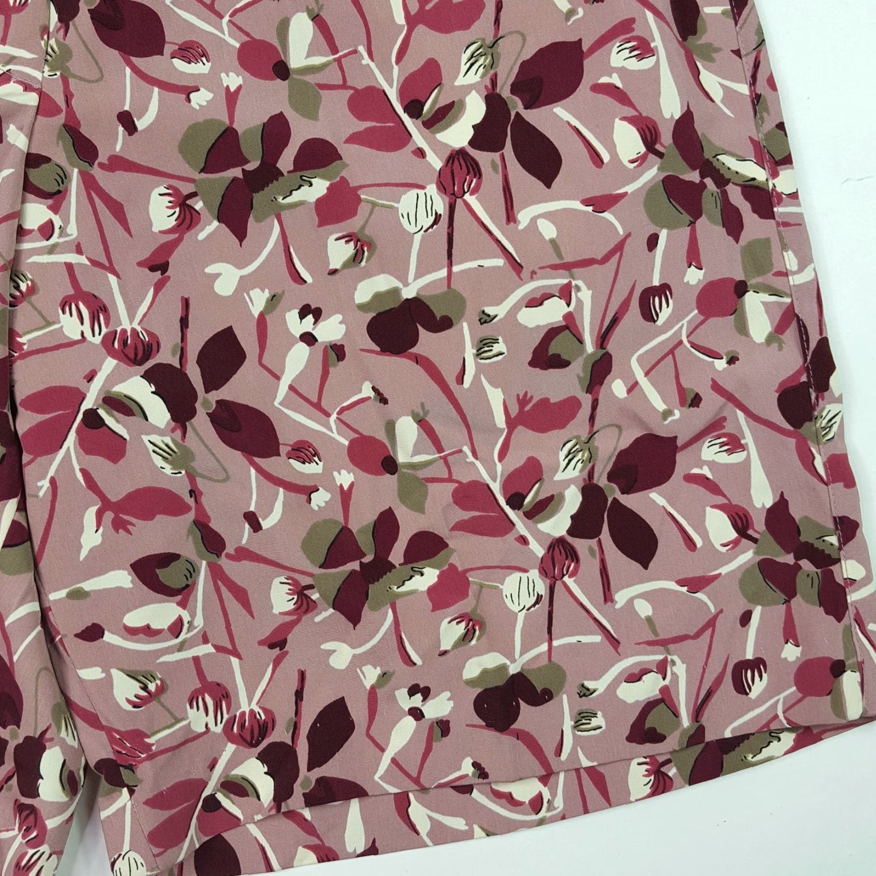 Vintage VINTAGE Bette & Court Golf Women’s Size 4 Pink Cherry Blossom Retro Outdoor Shorts Size 26" / US 2 / IT 38 - 3 Thumbnail