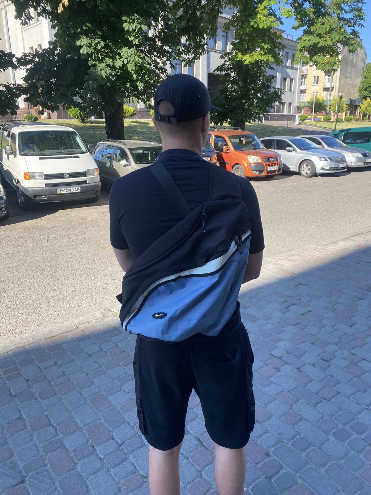 Nike Rare Vintage Nike TN Swoosh 90s Sling Bag blue laguna Size ONE SIZE - 2 Thumbnail