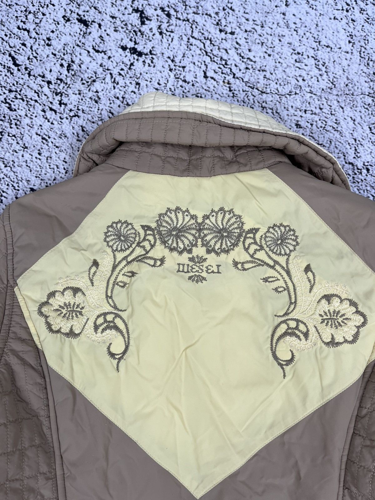 Diesel Diesel Y2K Quilted Puffer Jacket Floral Embroidery Nylon Size S / US 4 / IT 40 - 12 Thumbnail