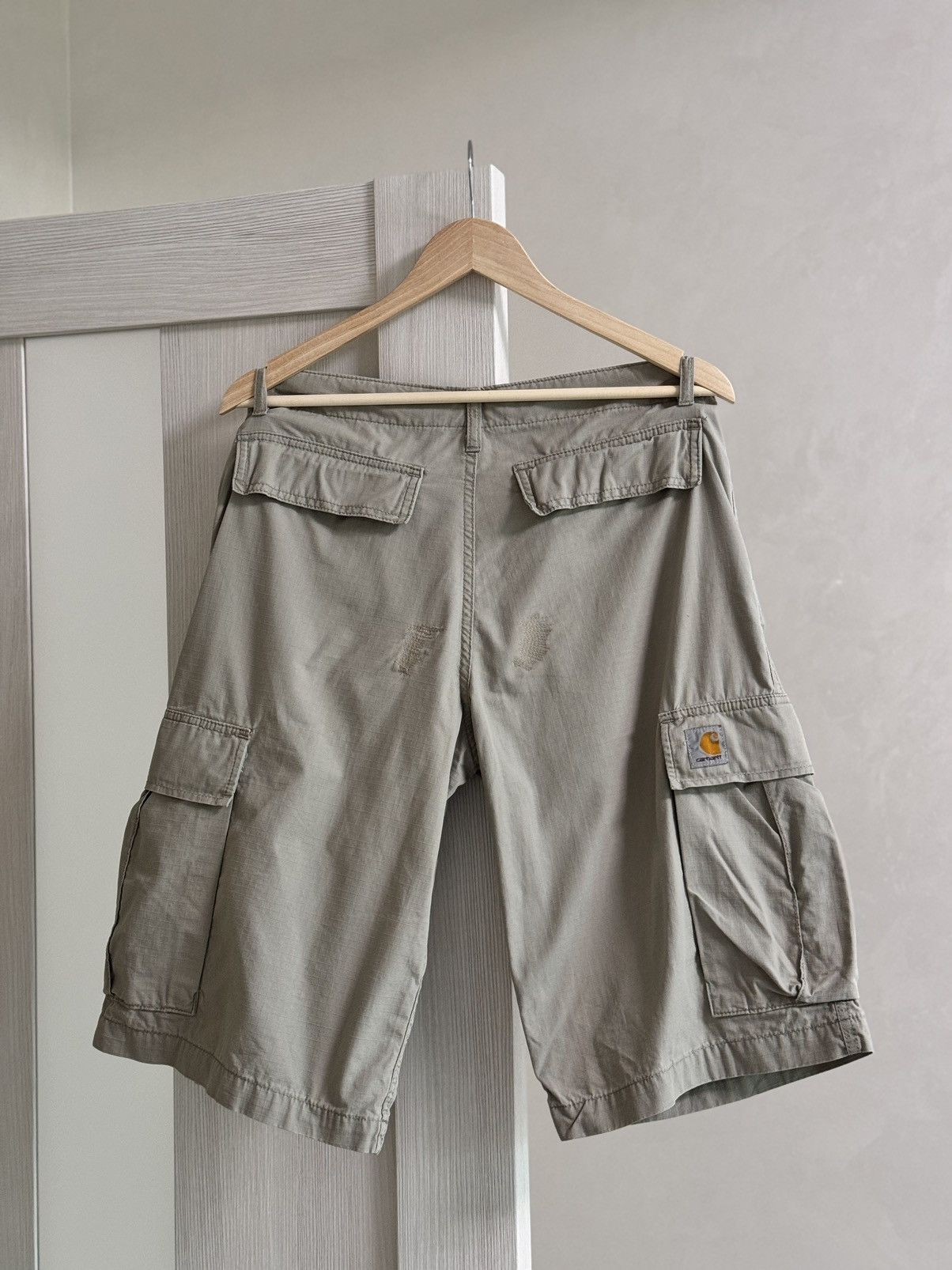 Other Carhartt Shorts Carpenter cargo faded Work Shorts Y2K Size US 32 / EU 48 - 3 Thumbnail
