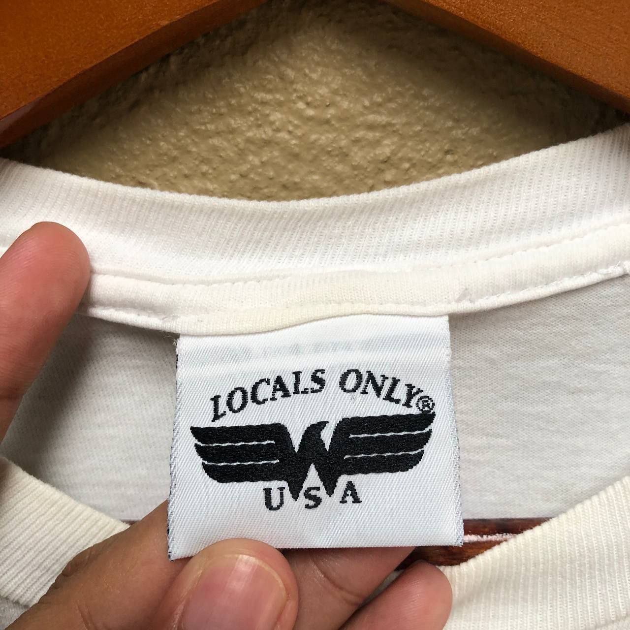 Vintage Rare Vintage Locals Only Surfing Tshirt Size US S / EU 44-46 / 1 - 5 Thumbnail