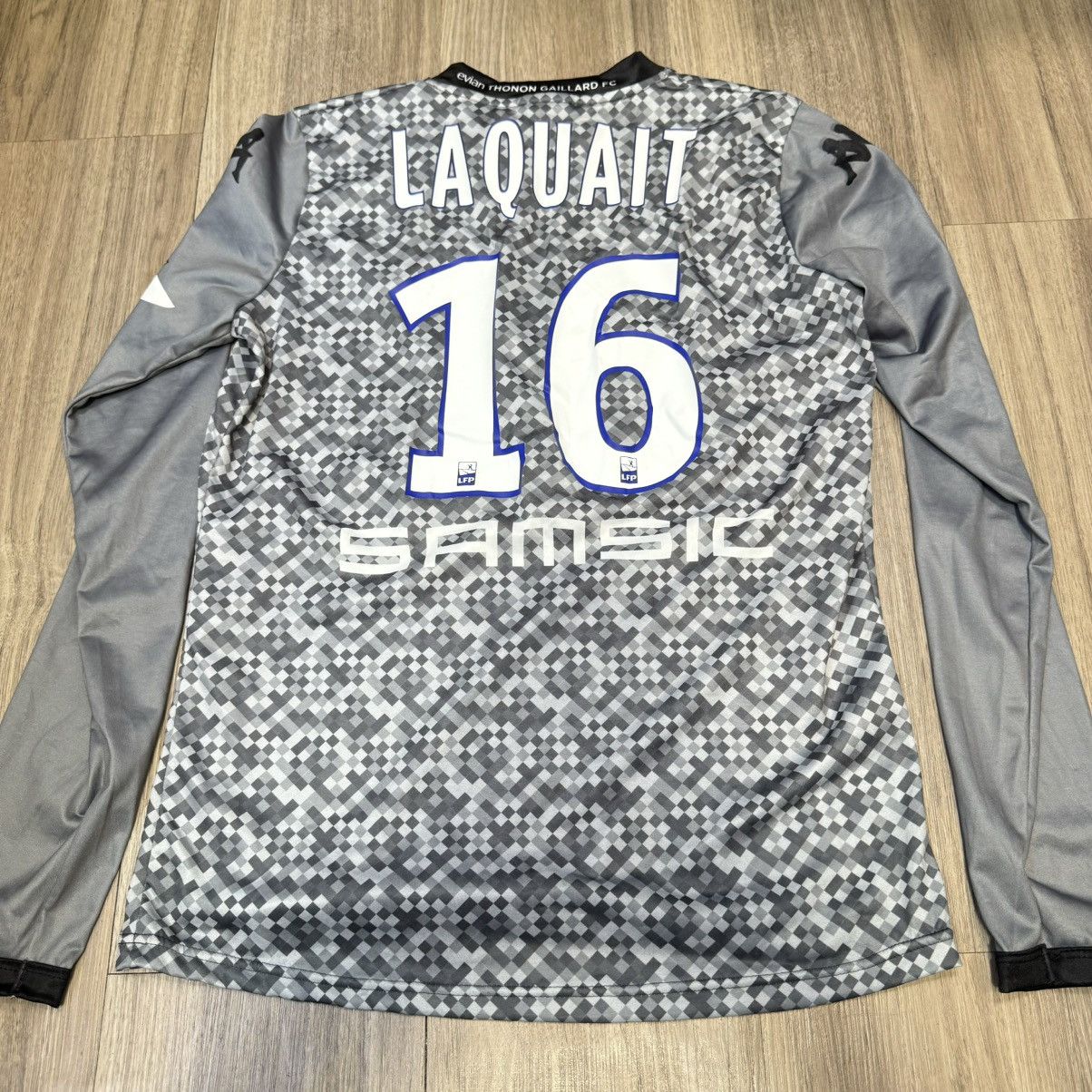 Kappa × Sports Specialties Évian Thonon Gaillard FC 13/14 goalkeeper shirt #16 Laquait Size US M / EU 48-50 / 2 - 2 Thumbnail