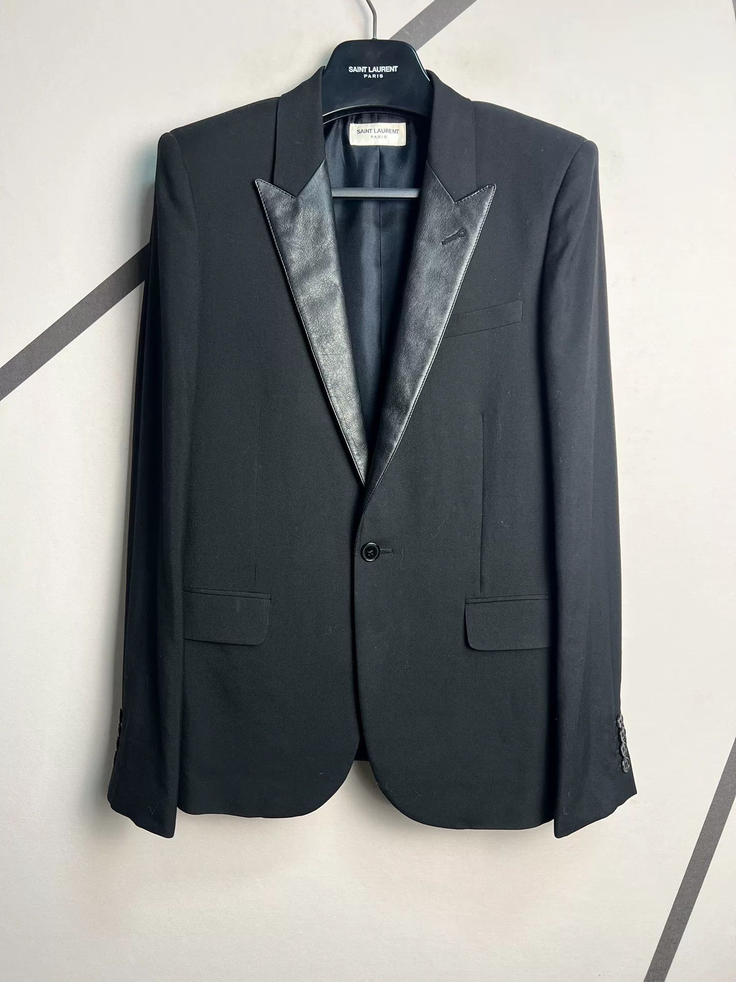 Saint Laurent Paris saint laurent black leather lapel blazer Size US L / EU 52-54 / 3 - 1 Thumbnail