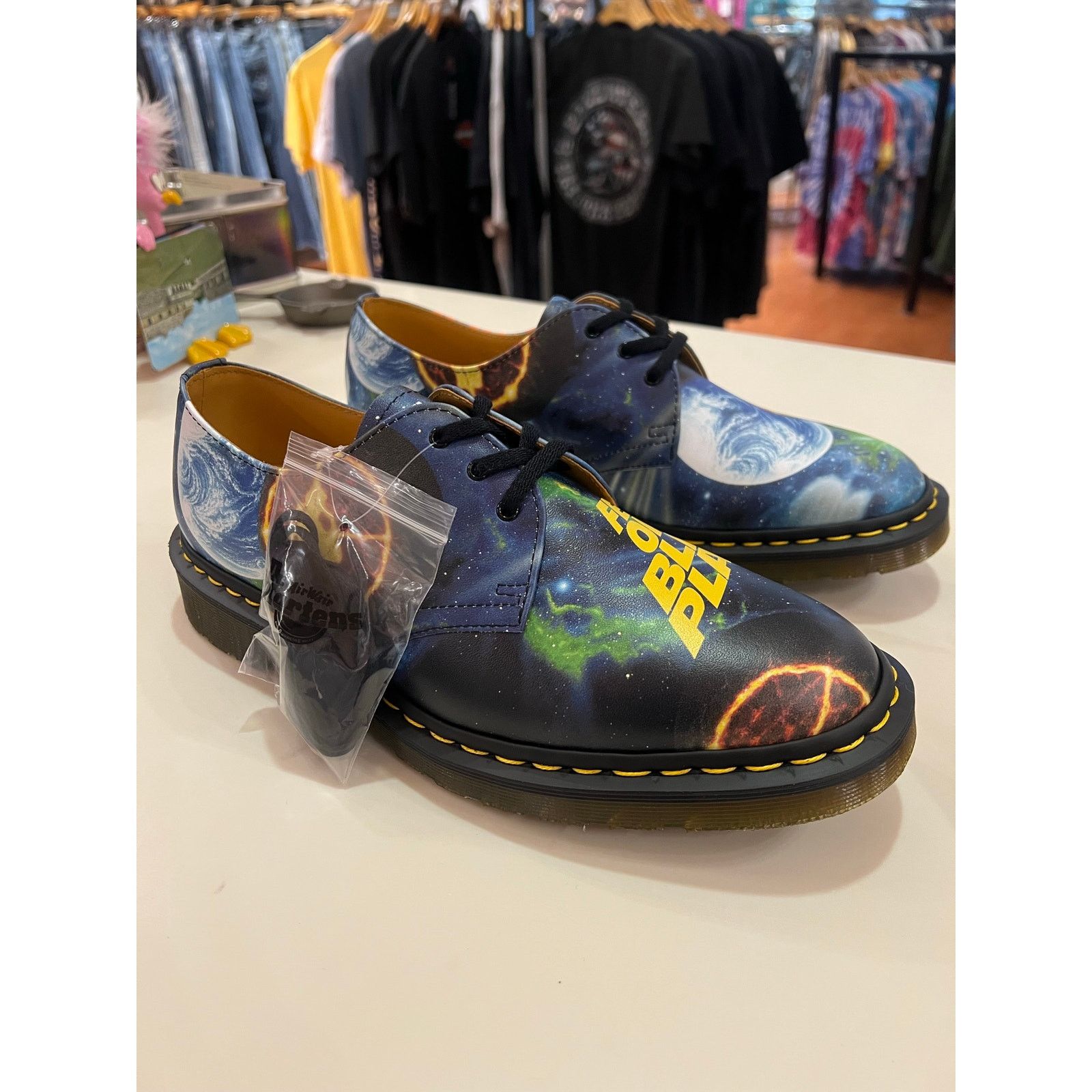 Public Enemy × Supreme × Undercover Dr Martens 3-Eye Supreme Undercover Public Enemy Size 10 DS Size US 10 / EU 43 - 3 Thumbnail