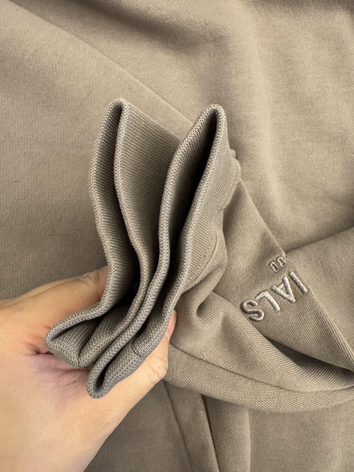 Essentials FOG Essentials Grey Fleece Pullover Hoodie Size US M / EU 48-50 / 2 - 5 Thumbnail