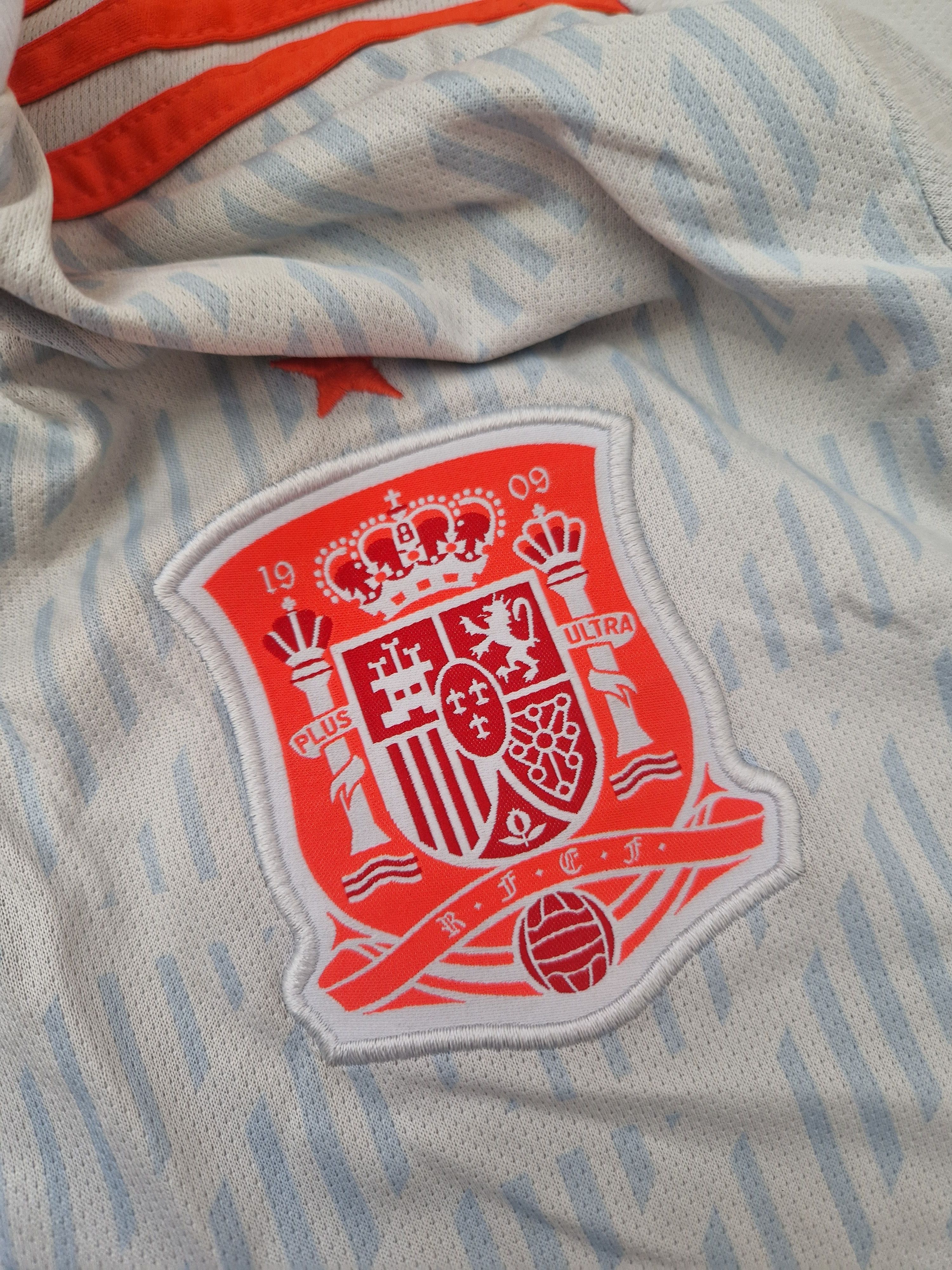 Adidas Spain 2018/19 Away Jersey Adidas BR2697 World Cup Football Size US M / EU 48-50 / 2 - 5 Thumbnail
