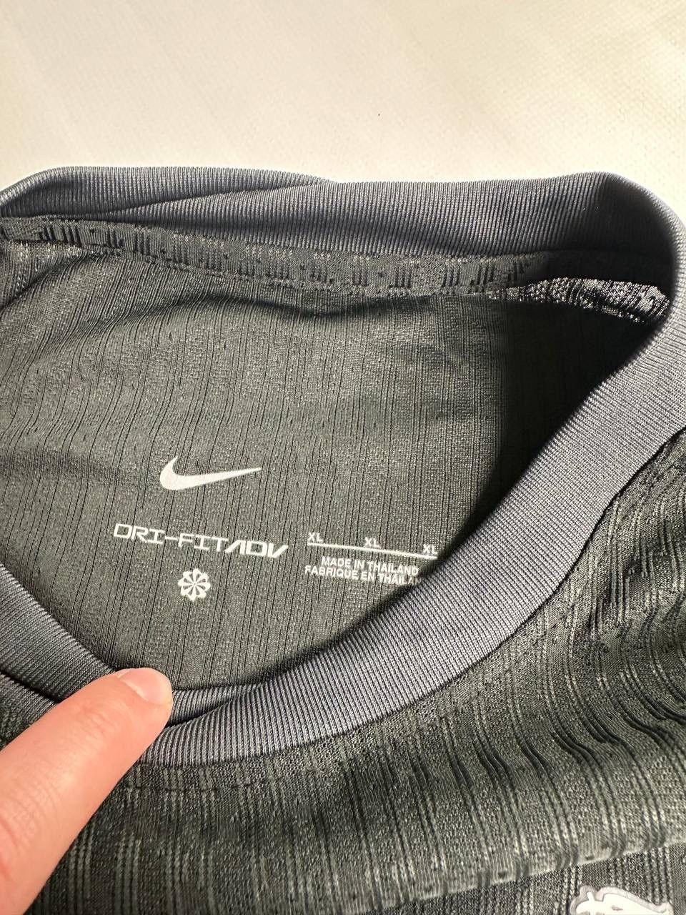 Nike Liverpool Fc Away 2024/25 Soccer Jersey Size US XL / EU 56 / 4 - 6 Thumbnail