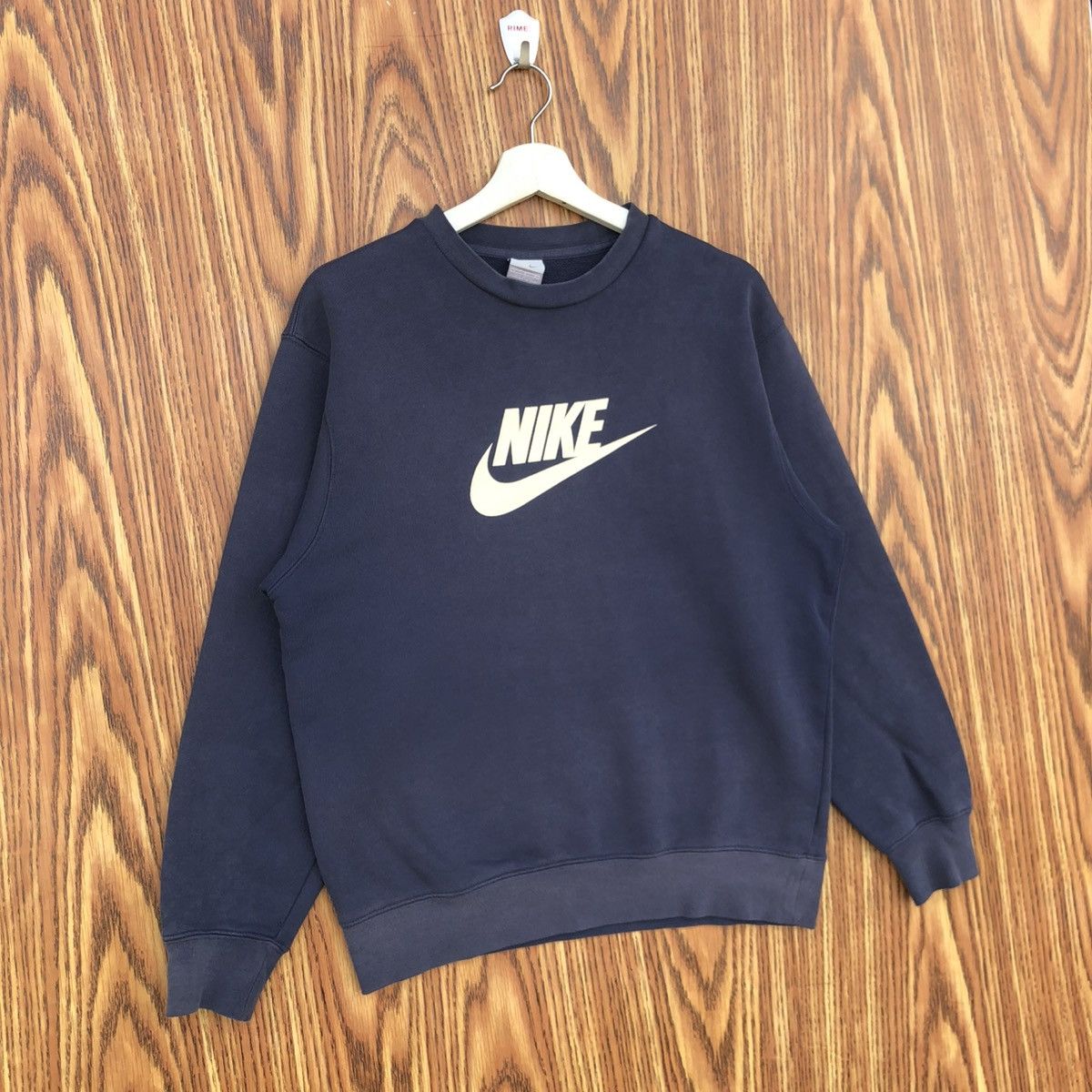 Nike Vintage Nike Gray Tags Crewneck Pullover Sweatshirt Size US L / EU 52-54 / 3 - 2 Thumbnail
