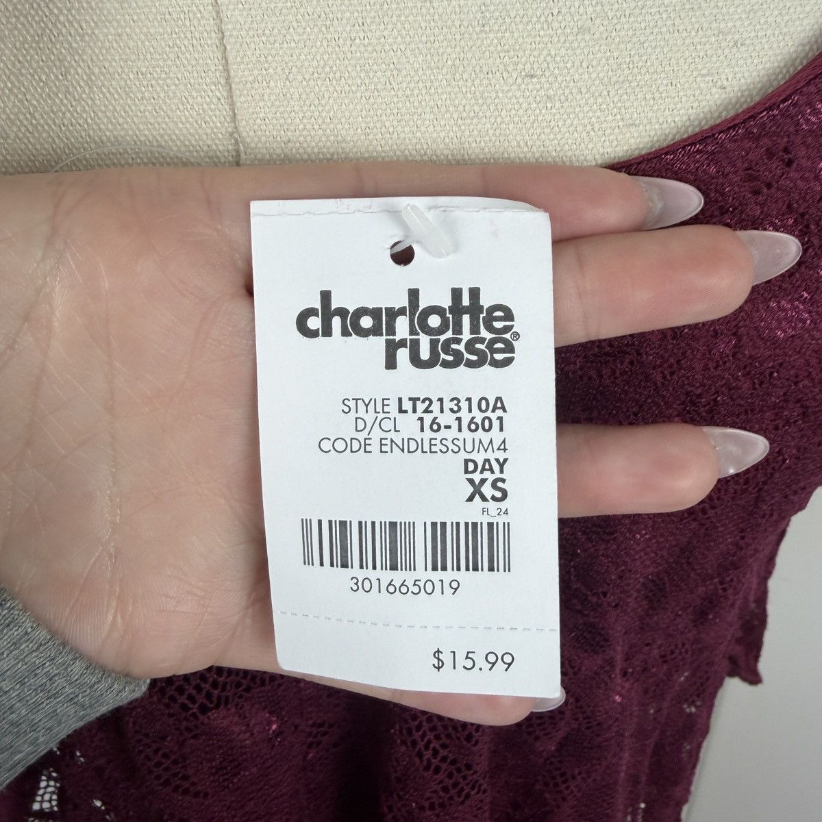 Other Charlotte Russe burgundy lace short sleeve top Size XS / US 0-2 / IT 36-38 - 4 Thumbnail