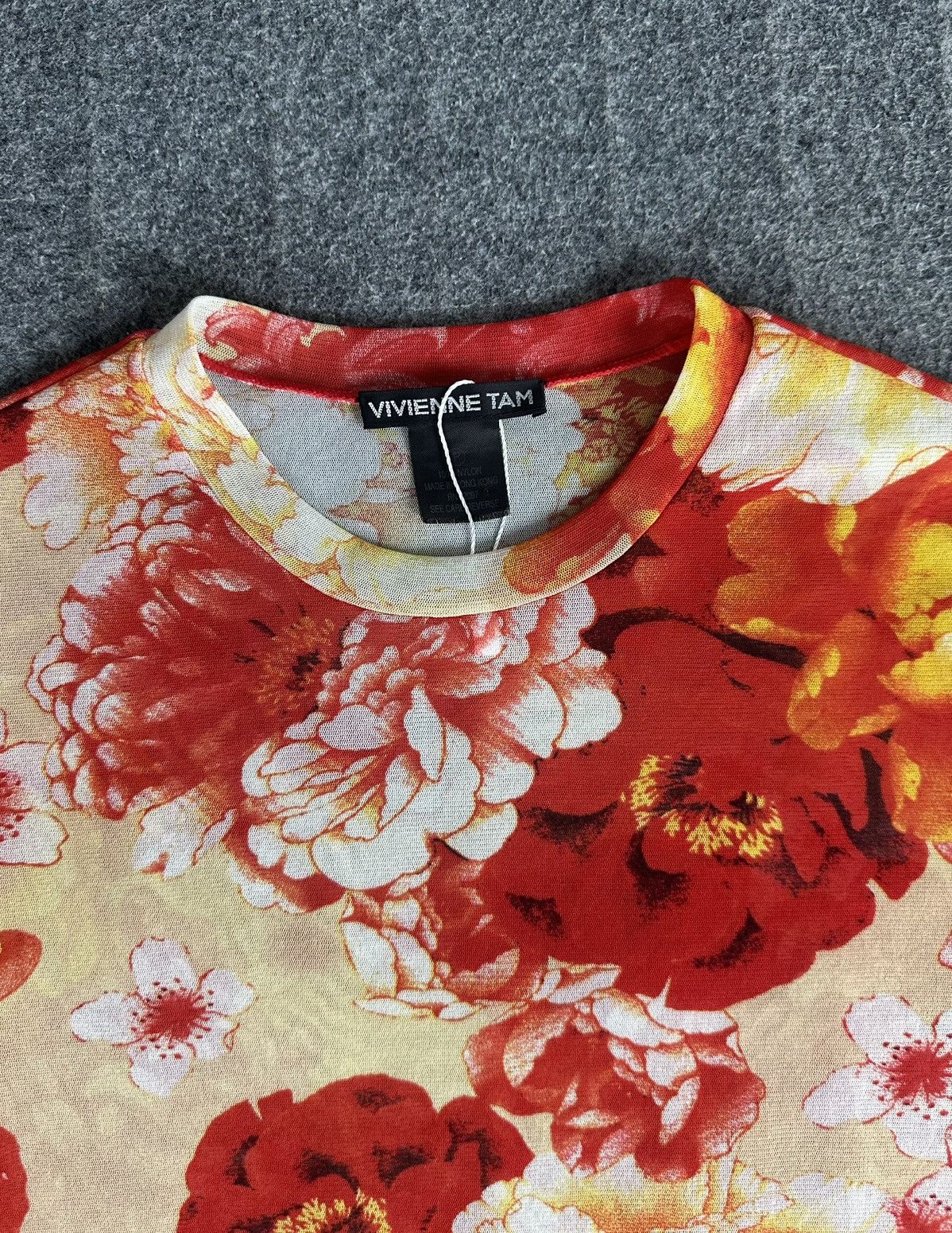 Vivienne Tam - 90's Floral All Over Print - Mesh Tops