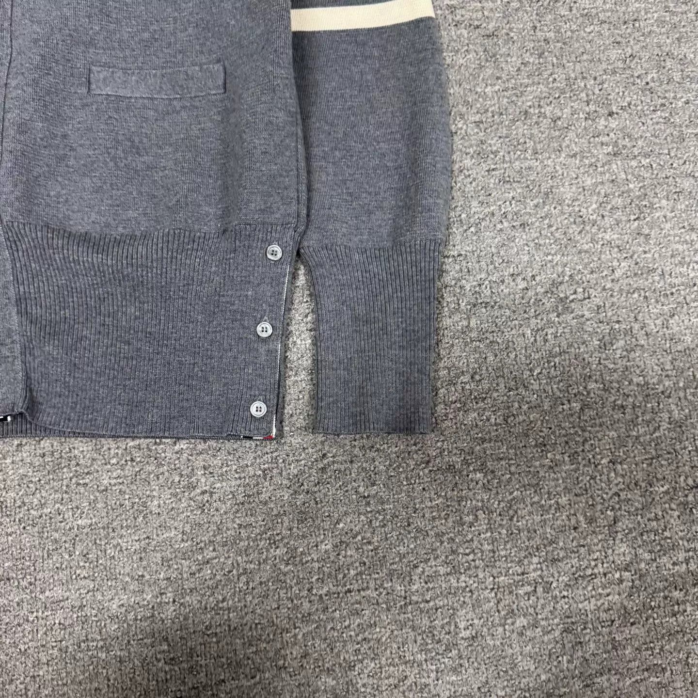 The North Face TB gray 4-stripe wool knit female cardigan 3 99 new Size L / US 10 / IT 46 - 4 Thumbnail