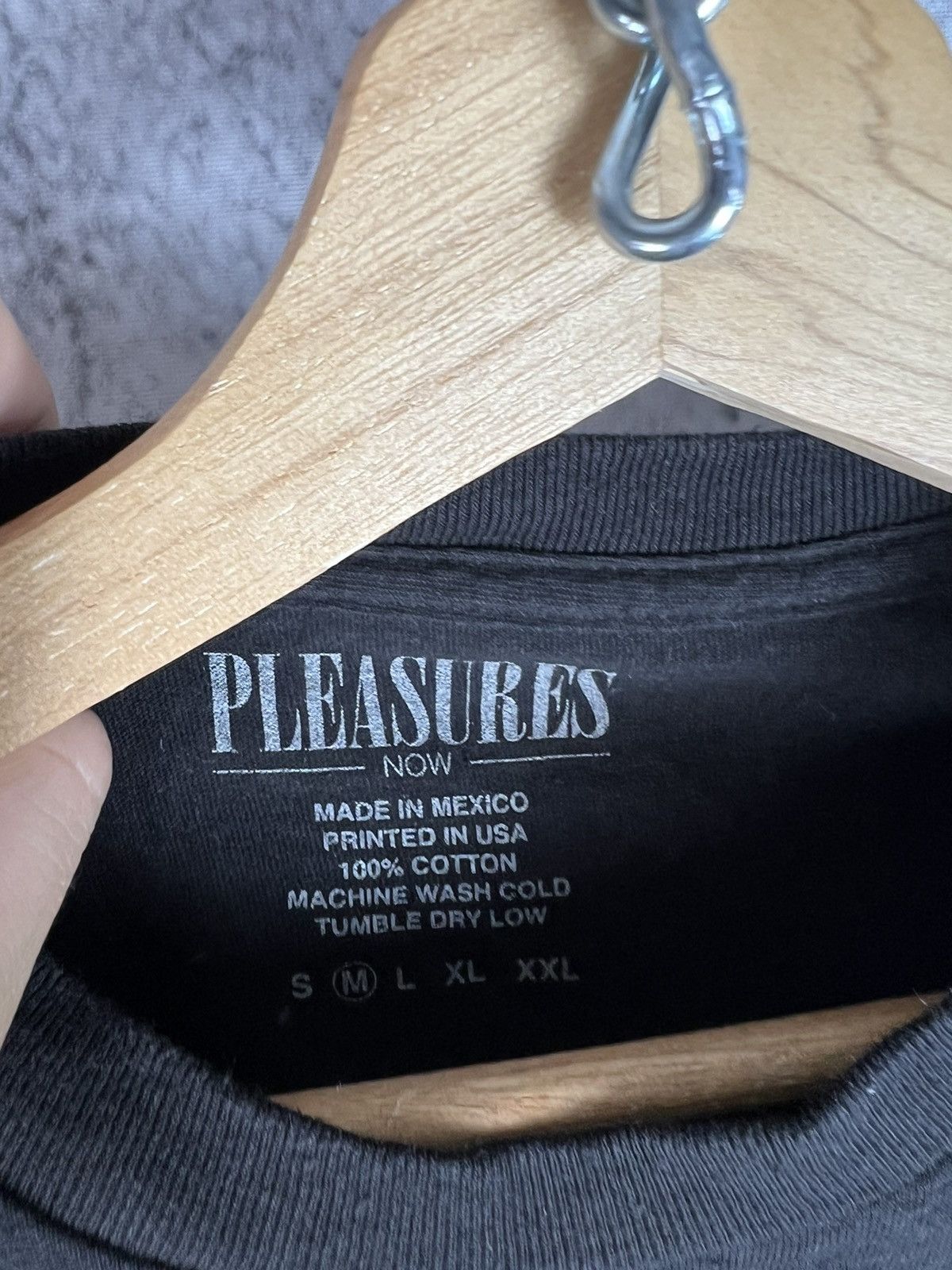 Pleasures Pleasures Classic Logo Graphic T Shirt Size US M / EU 48-50 / 2 - 3 Thumbnail