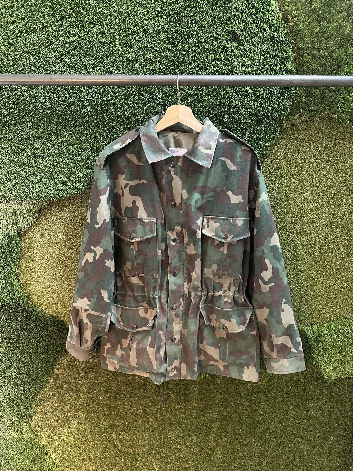 Vintage Vintage Camouflage Military Multi Pocket Jacket Large Size US L / EU 52-54 / 3 - 1 Thumbnail