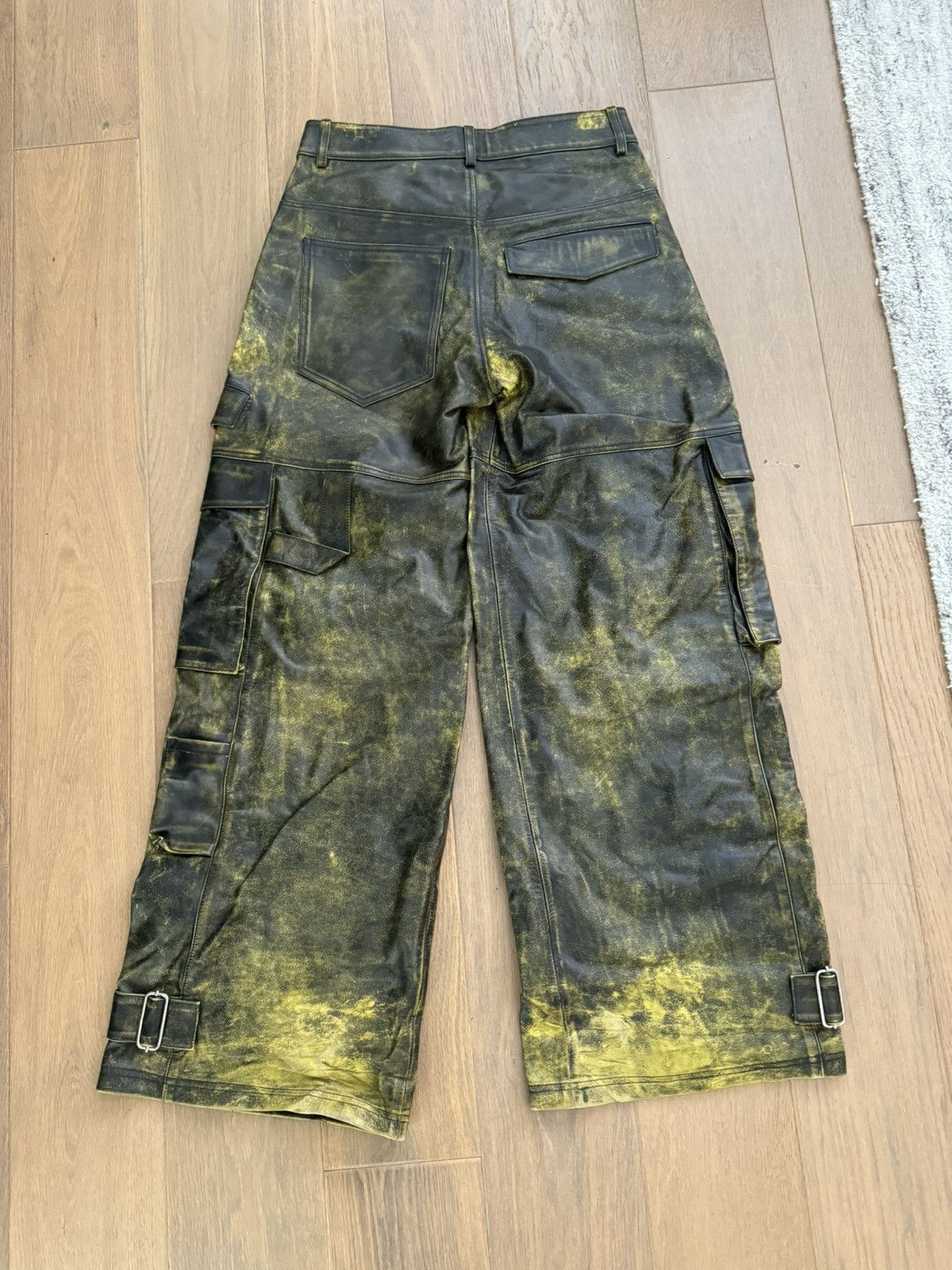 GCDS Gcds Rub-Off Ultracargo leather trousers Size US 32 / EU 48 - 2 Thumbnail