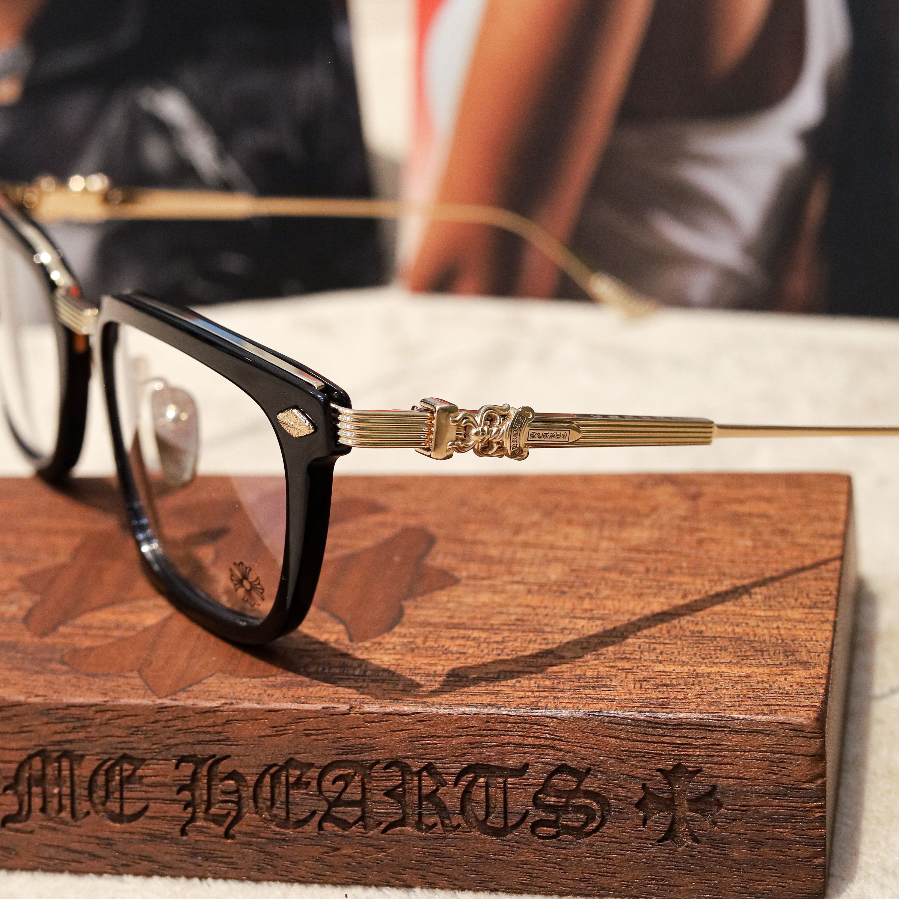 Chrome Hearts CHROME HEARTS OVERPOKED BLACK PLASTIC/GOLD PLATED Size ONE SIZE - 7 Thumbnail