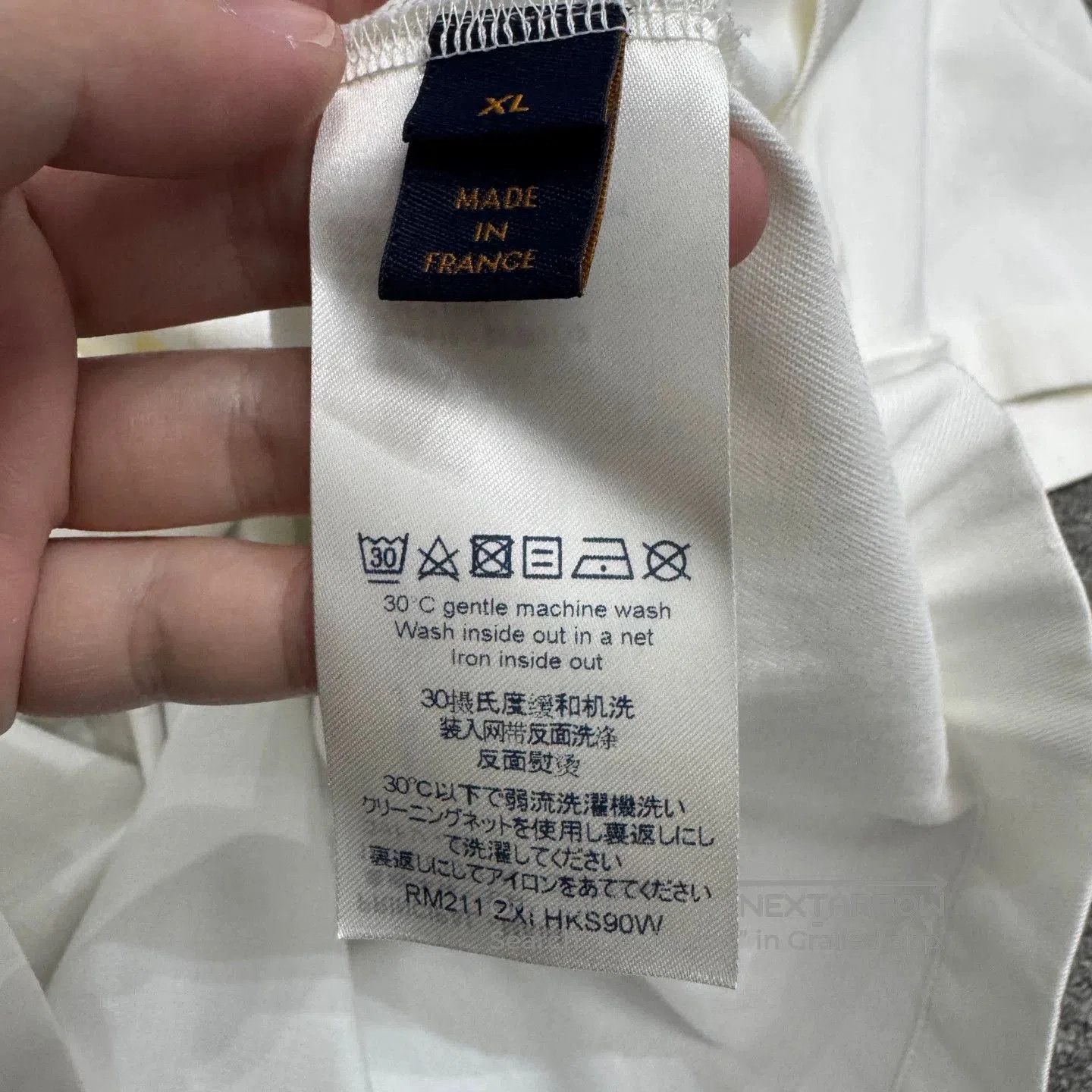 Louis Vuitton Louis Vuitton LV Doll Short-Sleeve Shirt. Size US XL / EU 56 / 4 - 3 Thumbnail