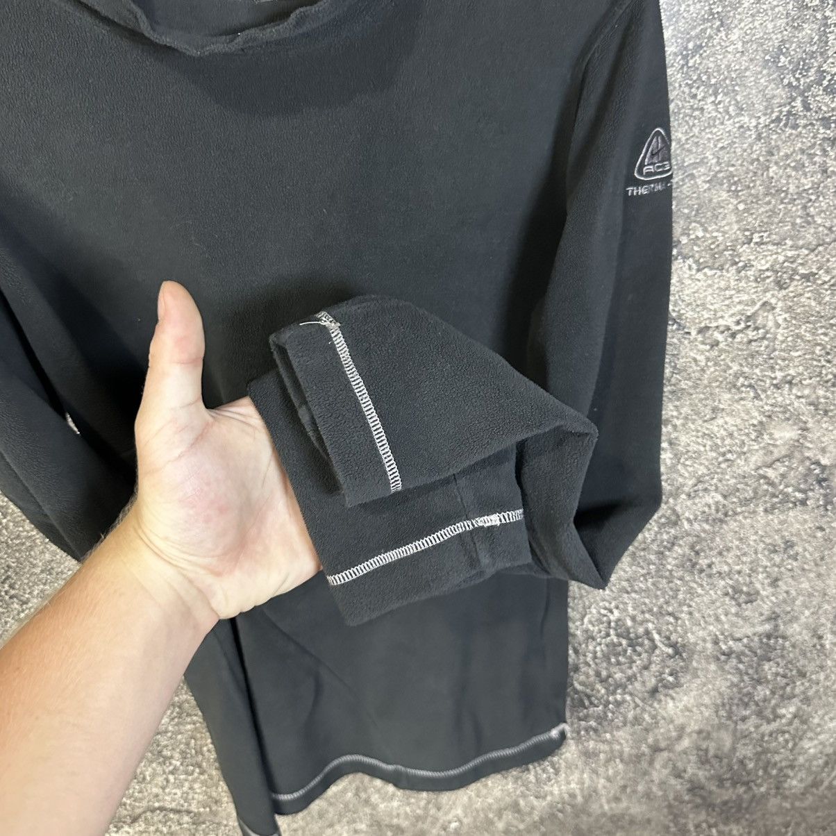 Nike ACG Vintage Nike ACG Therma Fit Fleece Sweatshirt Size M / US 6-8 / IT 42-44 - 12 Thumbnail