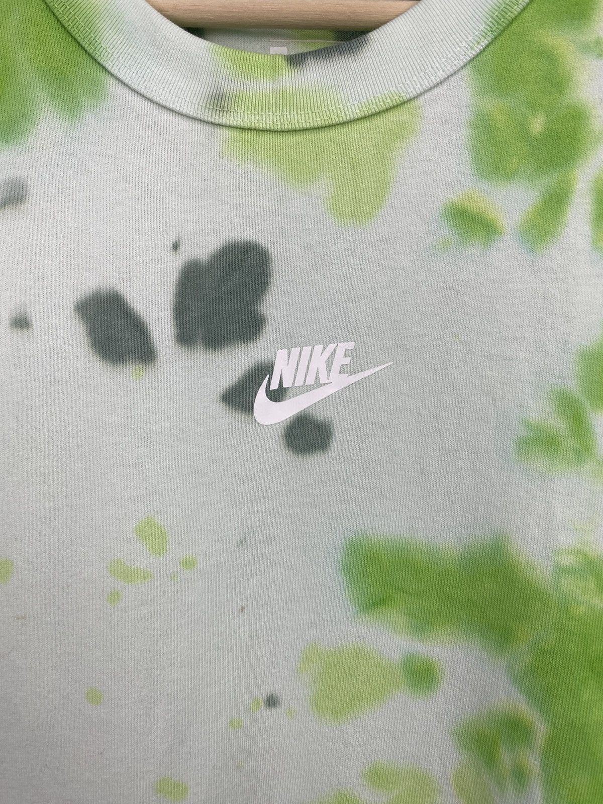 Nike 🇺🇸 Nike Tie Dye Acid Color Rare T-Shirt Y2K Size US L / EU 52-54 / 3 - 4 Thumbnail