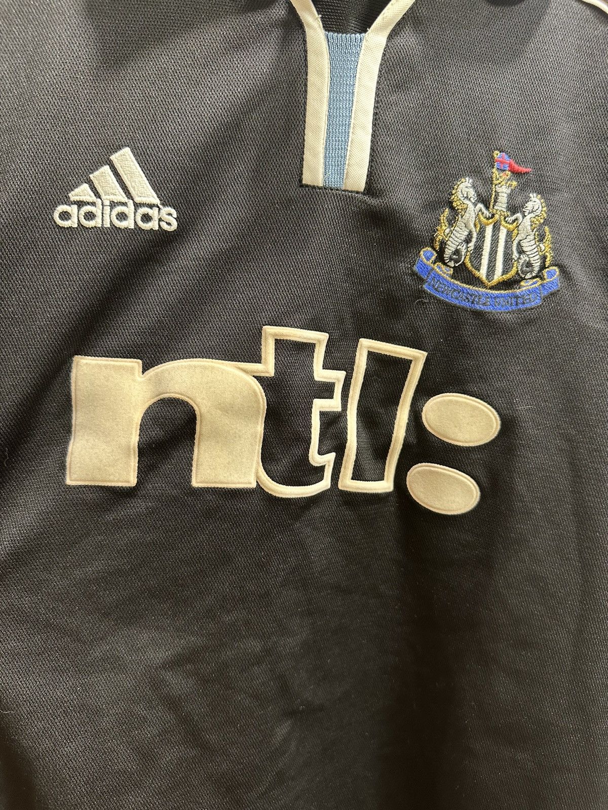 Adidas Newcastle United ‘00-‘01 Vintage Away Kit 🚫READ DESCRIPTION🚫 Size US L / EU 52-54 / 3 - 5 Thumbnail