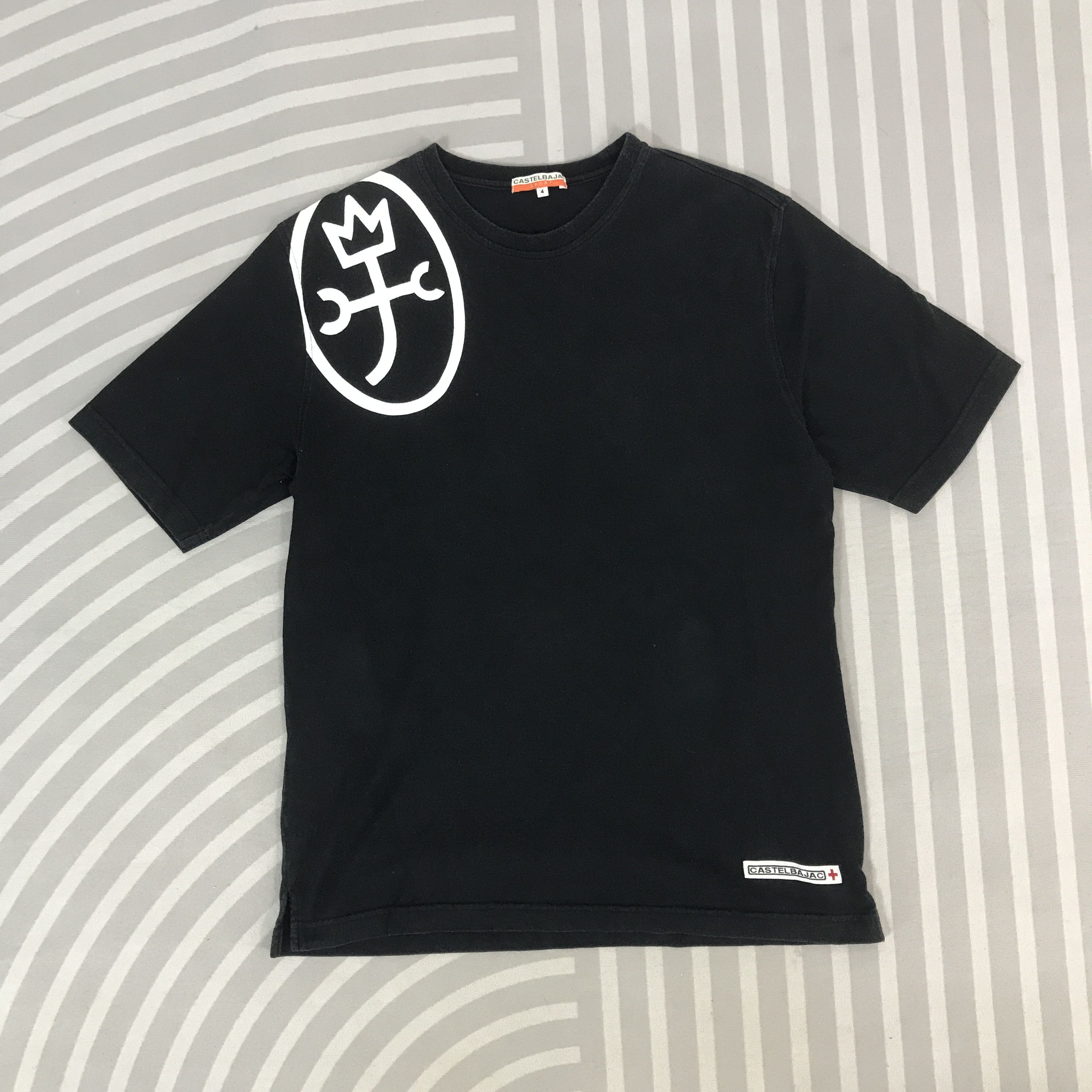 Jean Charles De Castelbajac Vintage Castelbajac Black T-shirt Size US L / EU 52-54 / 3 - 1 Thumbnail