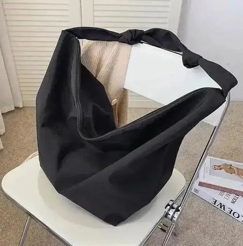 Japanese Brand × Vintage Dumpling Hobos Nylon Bag Size ONE SIZE - 4 Thumbnail