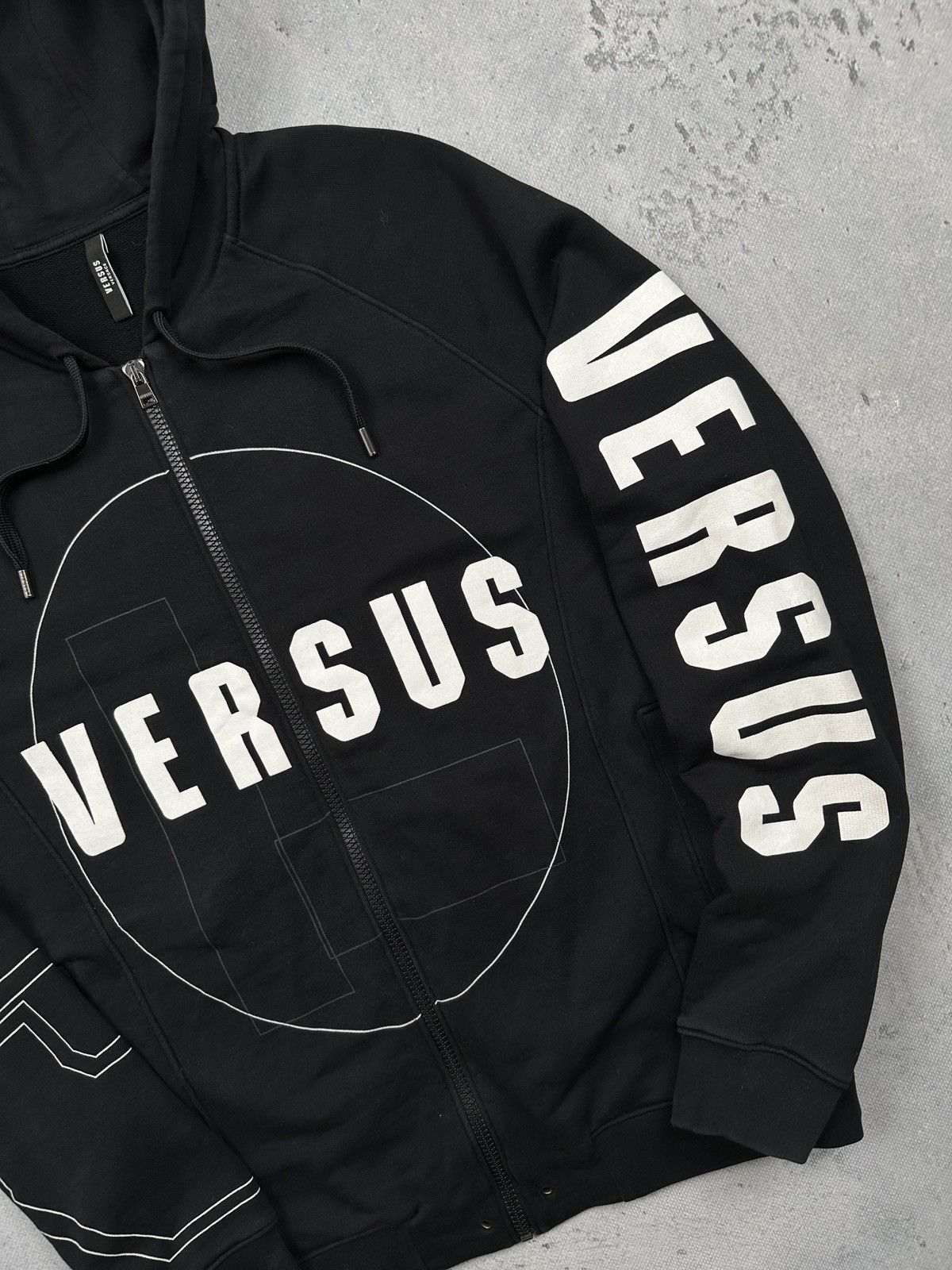 Versus Versace Versus Versace Black Full Zip Hoodie Geometric Print Rare S Size US S / EU 44-46 / 1 - 4 Thumbnail