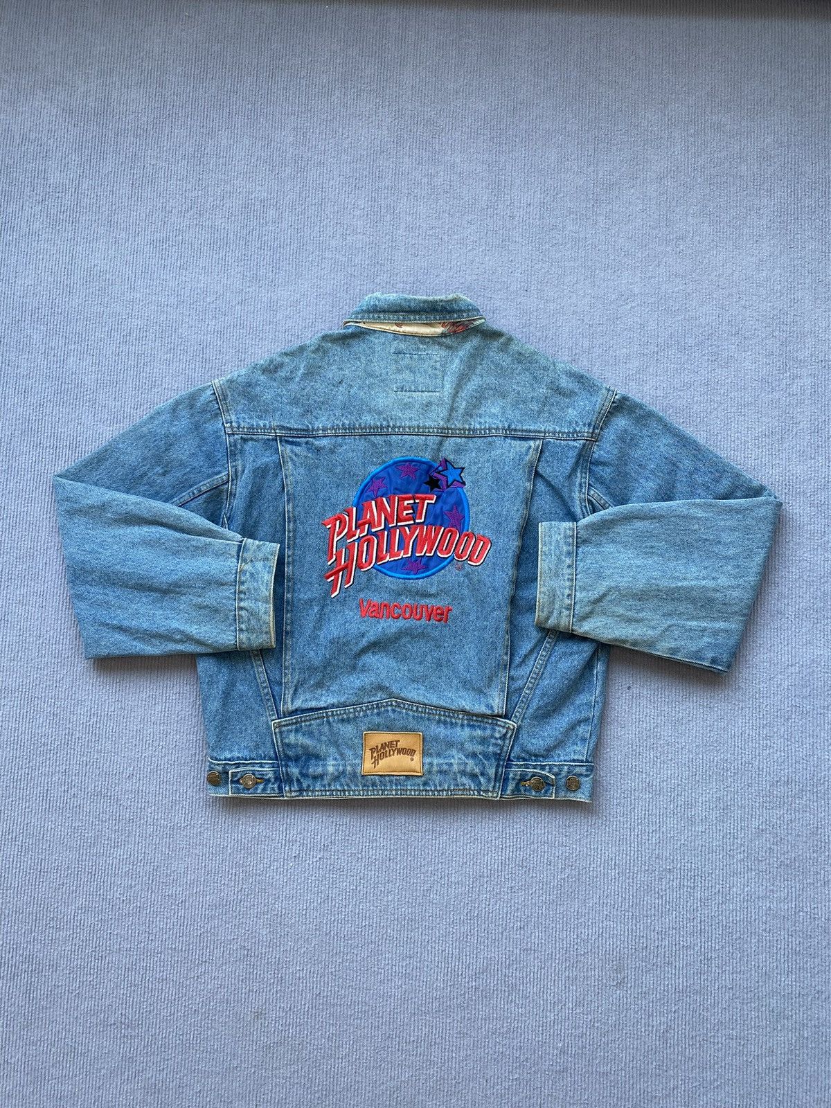 Planet Hollywood 90’s Planet Hollywood Vancouver Denim Jacket🪐 Size US S / EU 44-46 / 1 - 1 Thumbnail