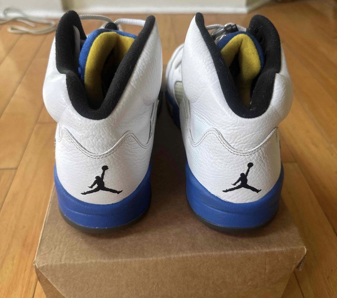 Jordan Brand Jordan 5 Laney (2013) Size US 11 / EU 44 - 4 Thumbnail