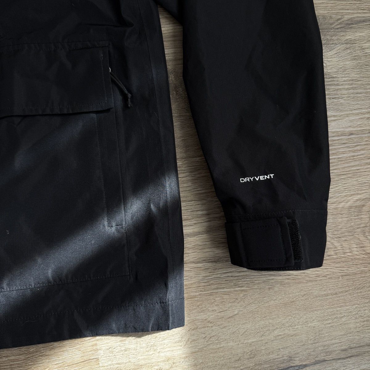 The North Face The North Face DryVent Flight Series Windbreaker Jacket L Size US L / EU 52-54 / 3 - 4 Thumbnail