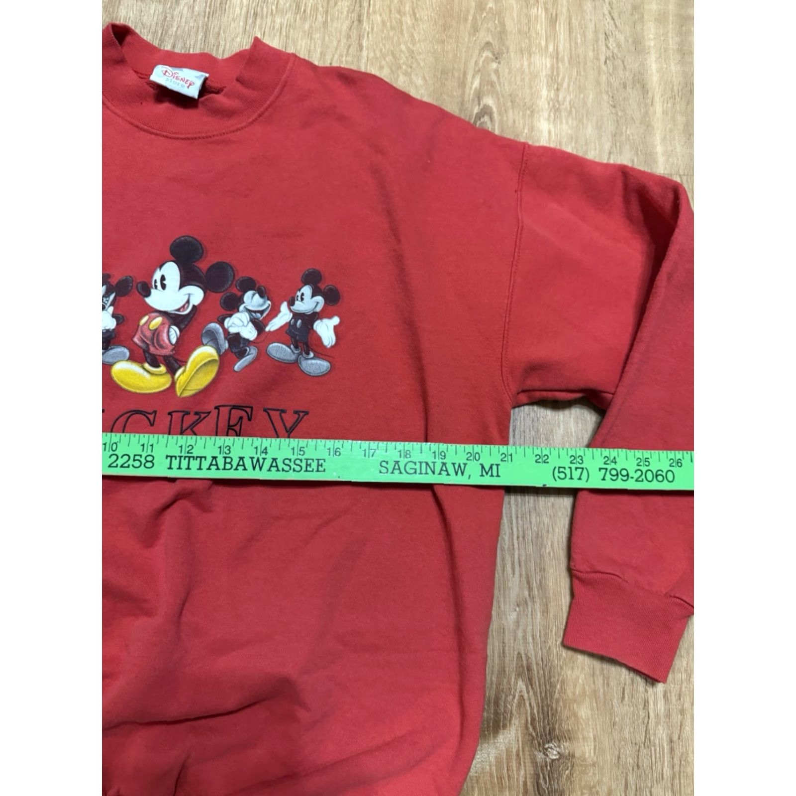 Disney VINTAGE Disney Mickey Mouse Sweatshirt Large Adults Red Crew Neck Y2K Size US L / EU 52-54 / 3 - 6 Thumbnail
