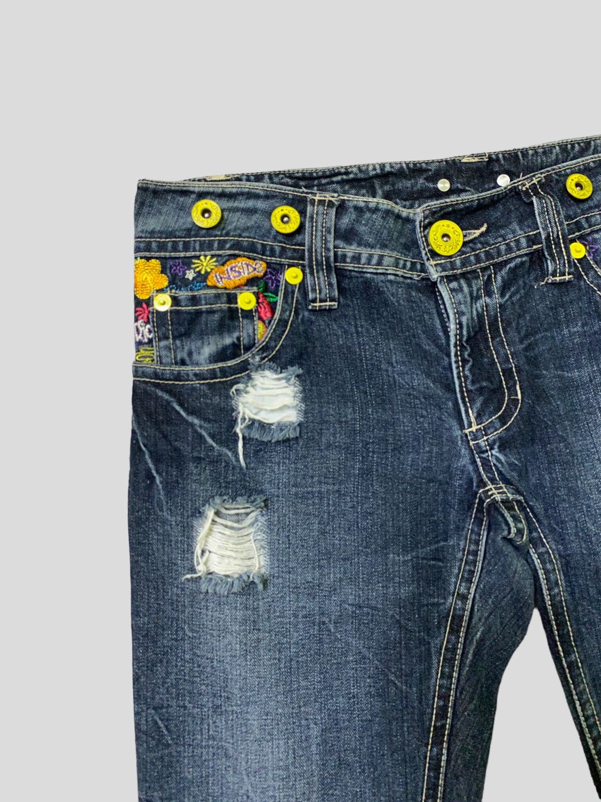 Designer × Japanese Brand × Vintage Distress Denim Hapipiness Embroidery Design Size US 30 / EU 46 - 4 Thumbnail