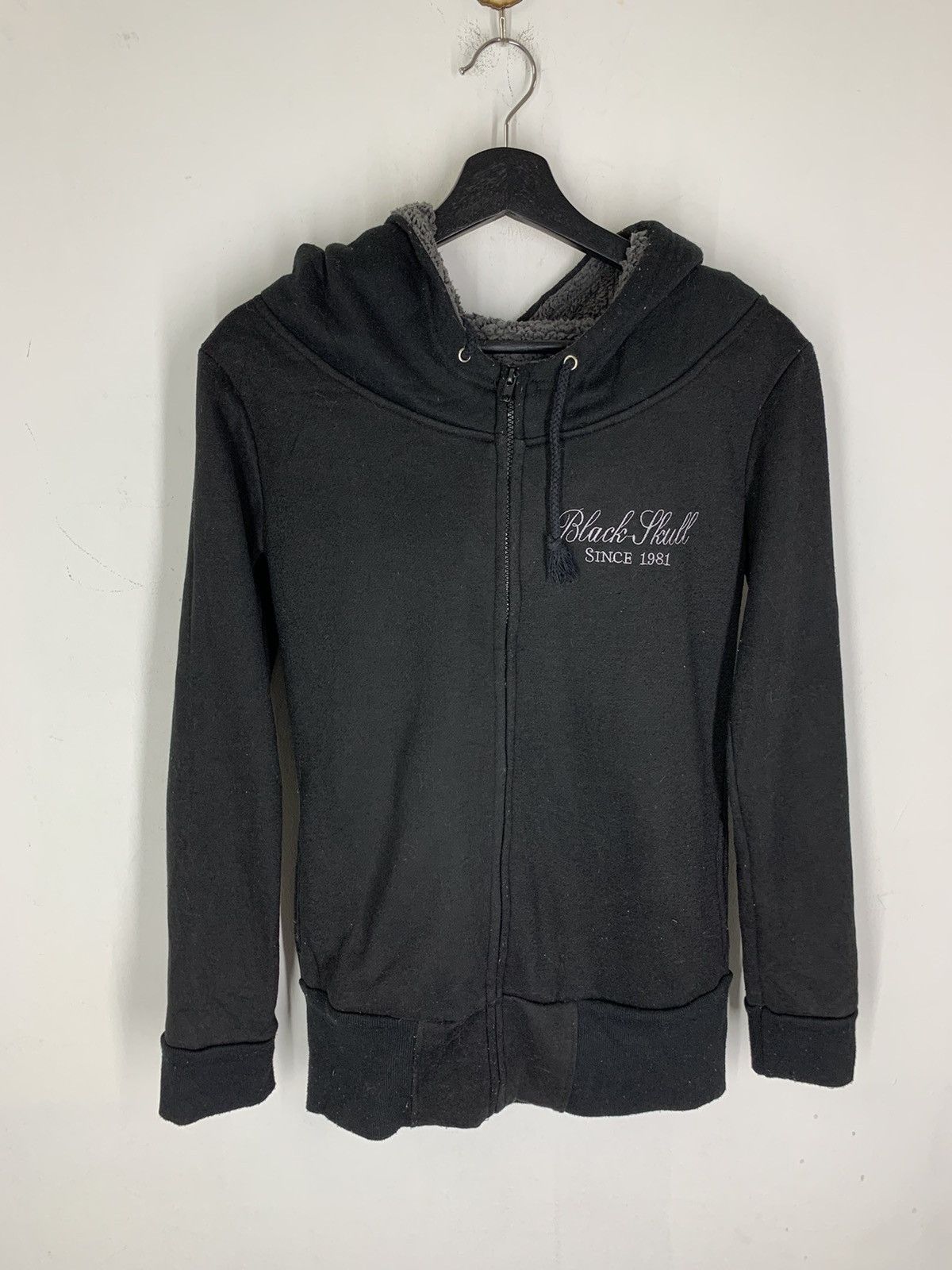 Japanese Brand Japanese Brand Black Skull Sweater Hoodie Slim Size US S / EU 44-46 / 1 - 5 Thumbnail