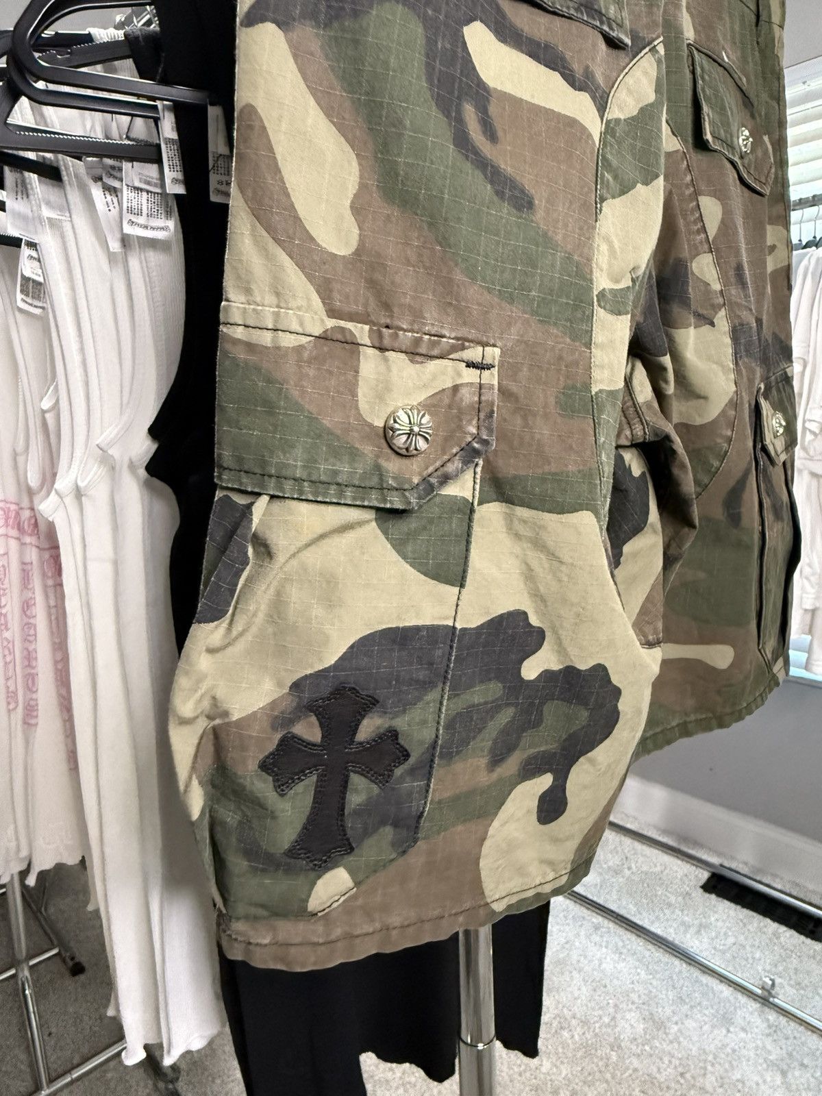 Chrome Hearts Chrome Hearts Camo Cross Patch Devil Dog Shorts Size US 29 - 3 Thumbnail